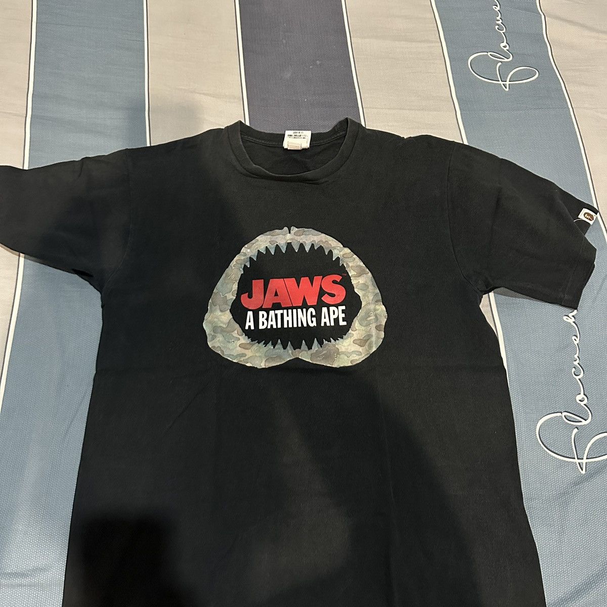 Bape Bape x Jaws Shark Tee Size US XL / EU 56 / 4 - 1 Thumbnail