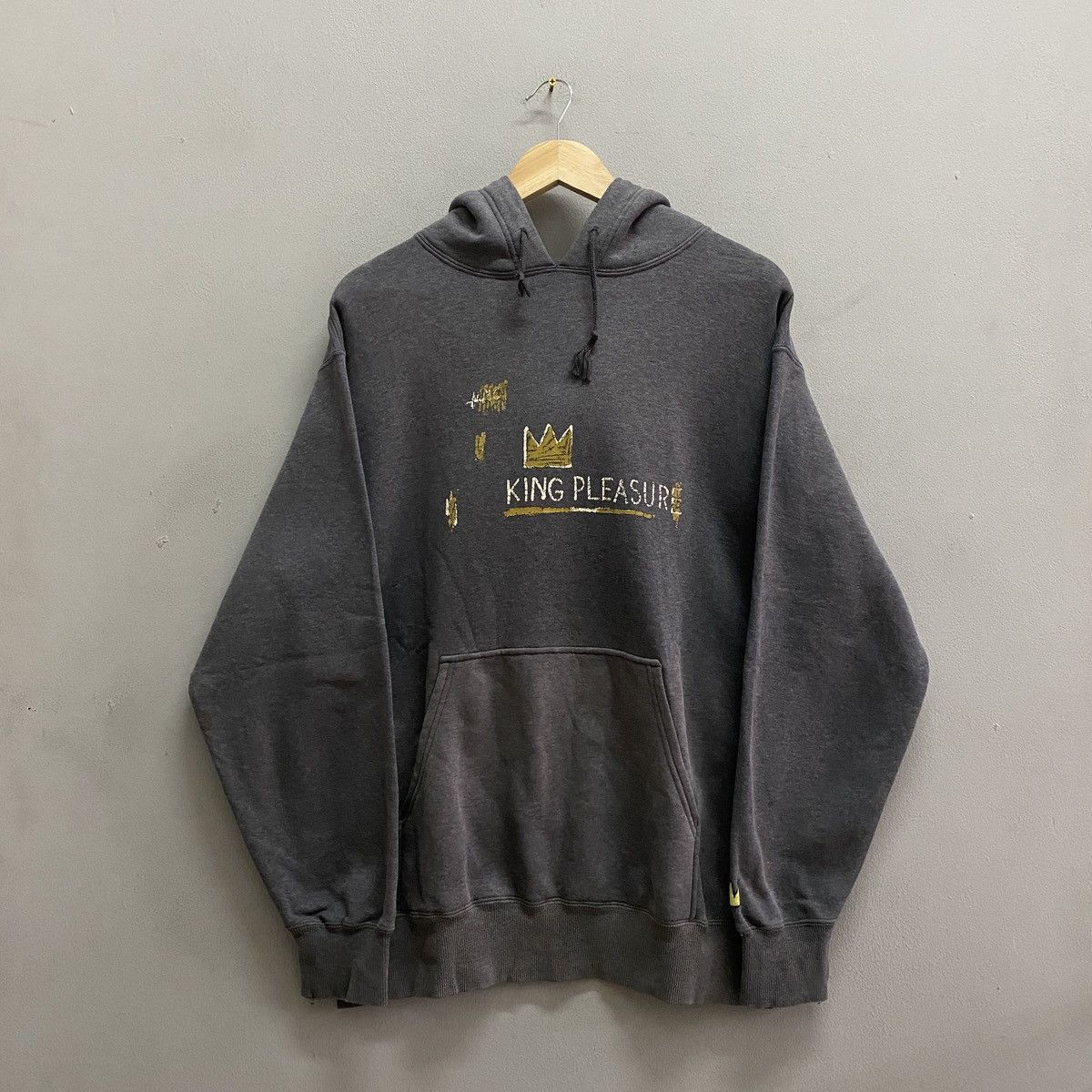 Uniqlo Vintage Jean Michel Basquiat Embroidered Zipper Hoodie Size US S / EU 44-46 / 1 - 1 Thumbnail