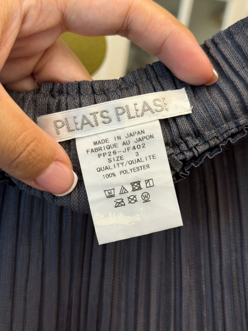 Issey Miyake Issey Miyake size:3 Dark grey pleated puff pants Size 31" - 7 Thumbnail