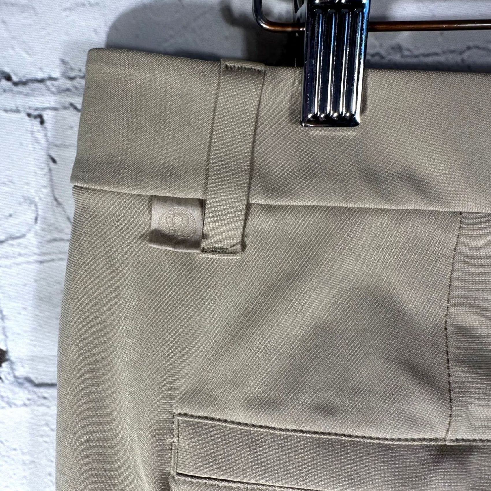 Lululemon Lululemon Commission Slim Fit Pants Mens 33 Khaki Golf Chino Trousers LM5AQYS Straightened? Size US 35 - 5 Thumbnail