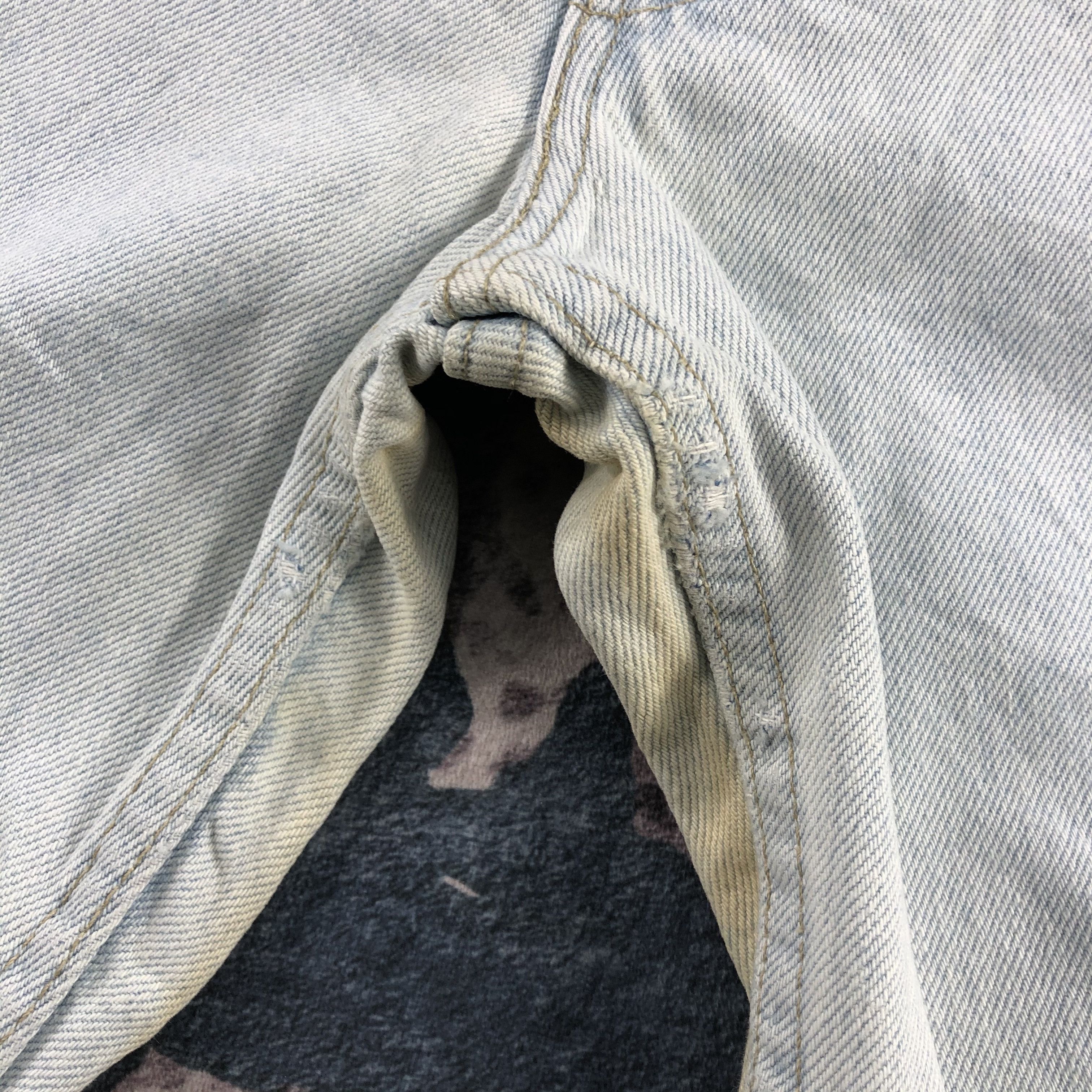 Levi's × Vintage 90s Vintage Light Wash Levis 560 Jeans-JM3097 Size US 33 - 7 Thumbnail