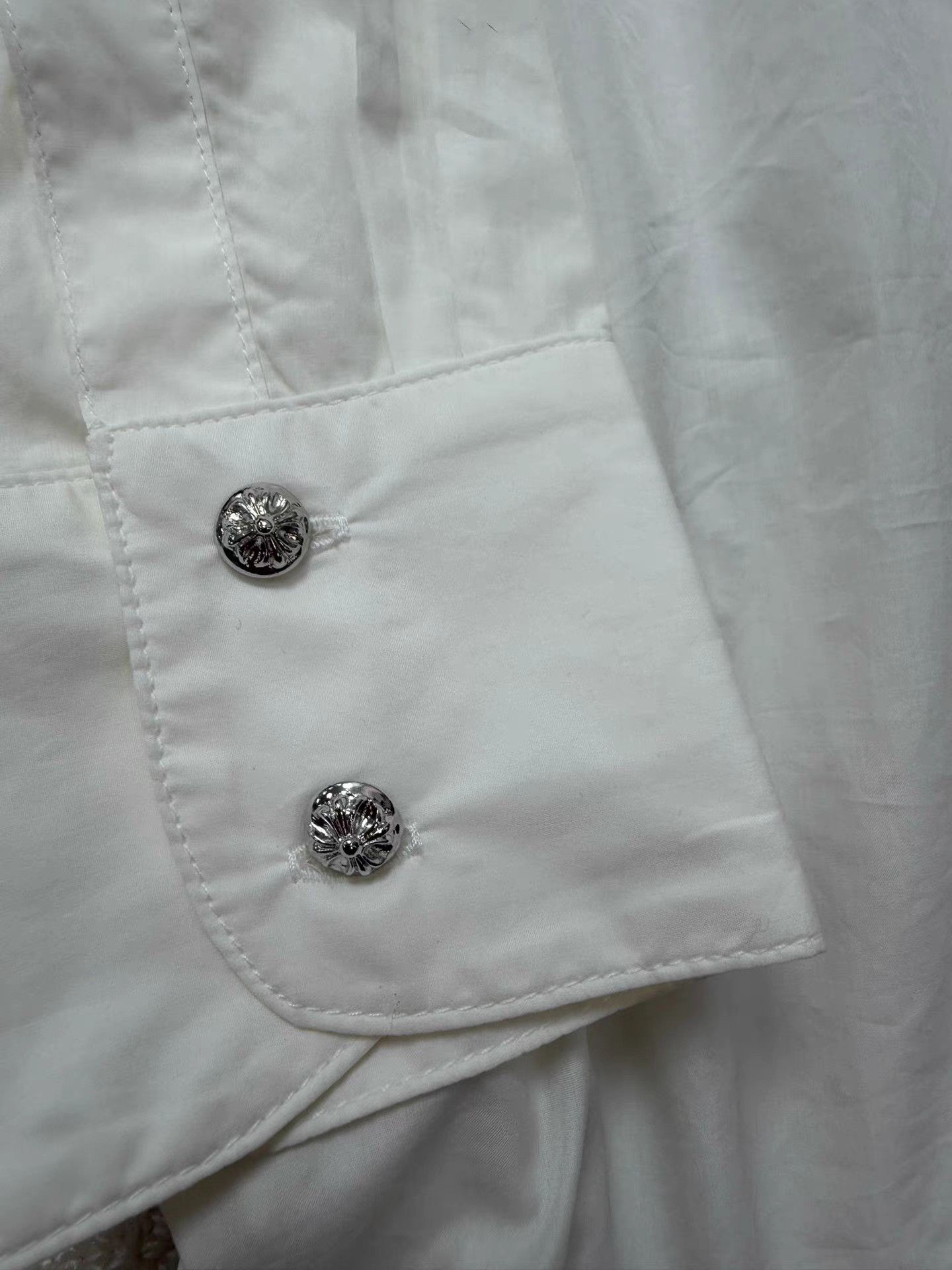 Chrome Hearts Chrome Hearts White Cross Leather Patch Bat Shirt K2 Size US L / EU 52-54 / 3 - 3 Thumbnail