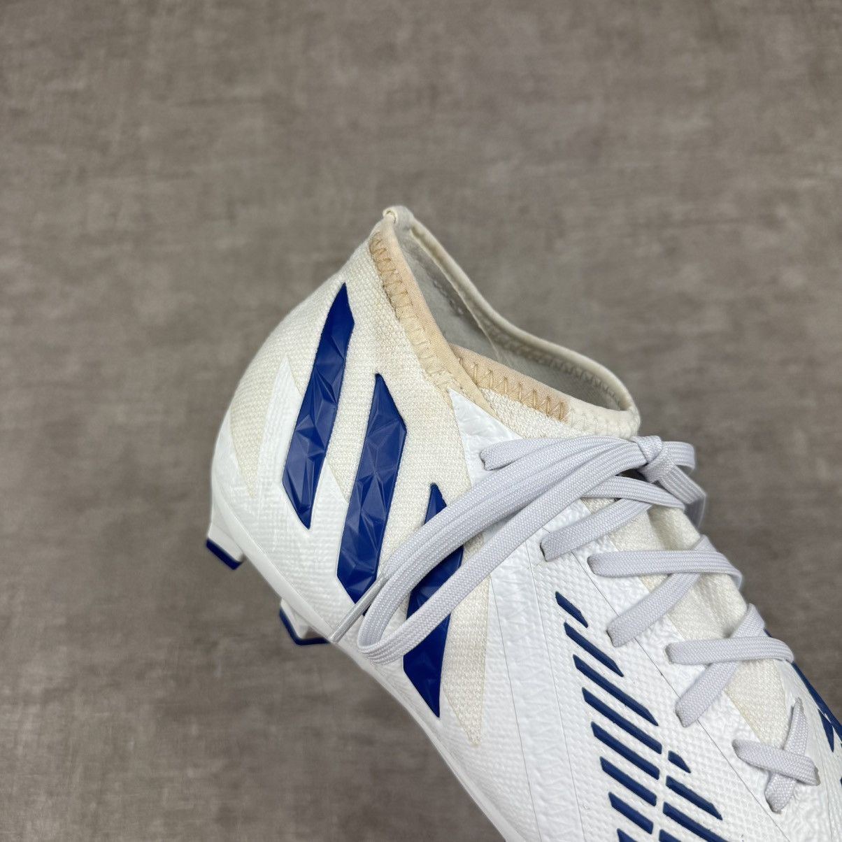 Adidas Adidas Predator Soccer Cleats Size US 7.5 / EU 40-41 - 19 Thumbnail