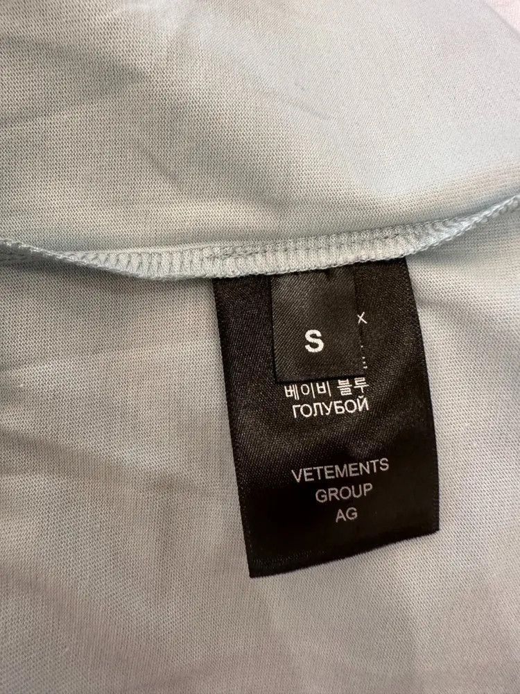 Vetements Vetements Want to date me Tee Size US S / EU 44-46 / 1 - 6 Thumbnail