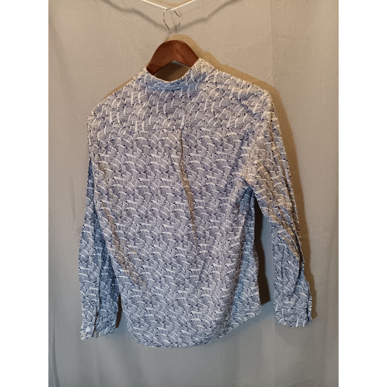 American Eagle Outfitters American Eagle Small Men's Wave Print Long Sleeve Shirt Size US S / EU 44-46 / 1 - 2 Thumbnail