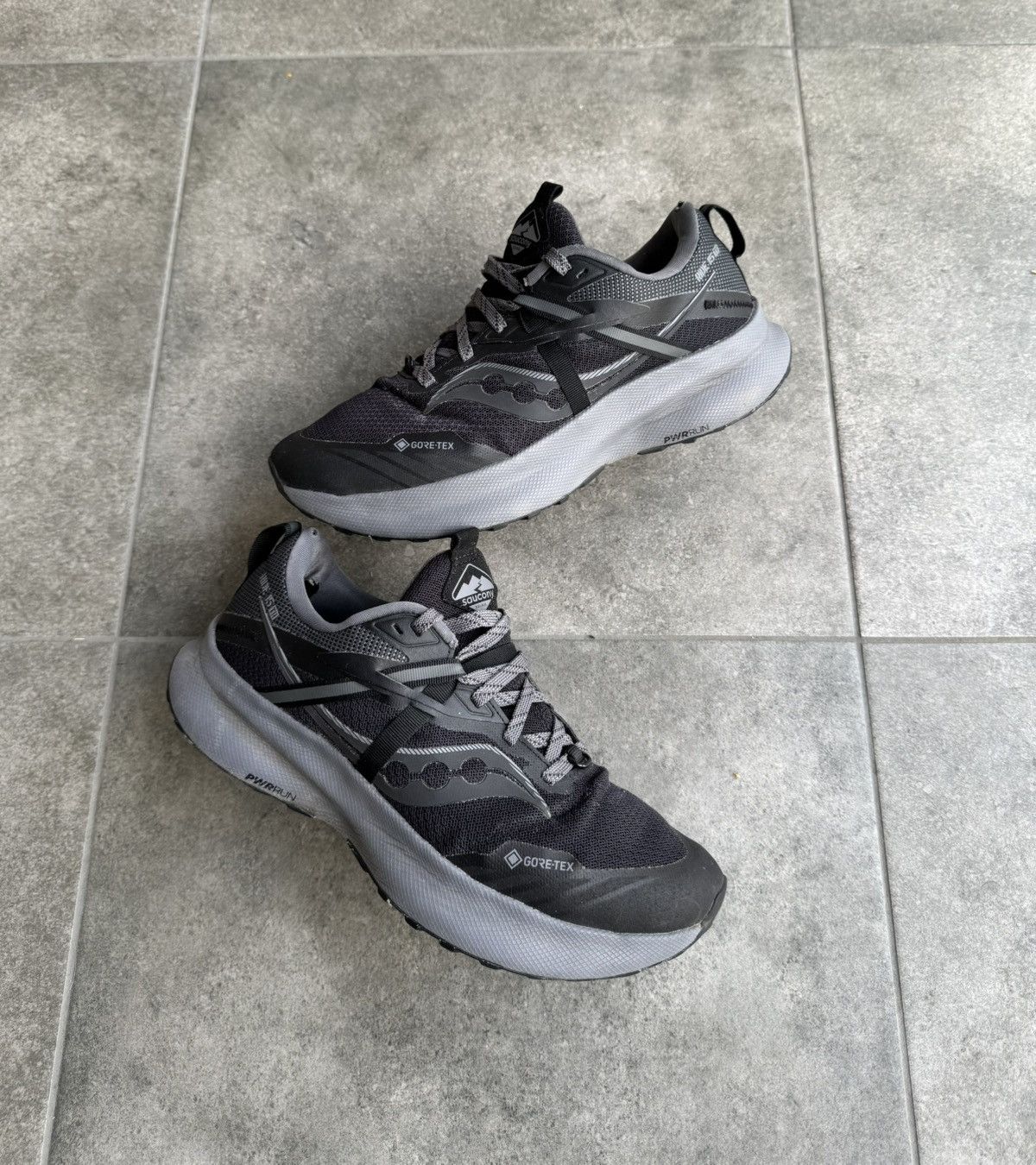 Outdoor Life x Saucony Ride 15 Trail Running Shoes Goretex in Grey, Women's (Size 8.5)
