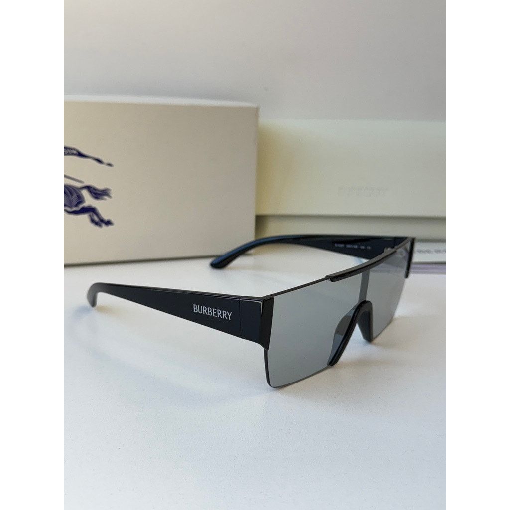 Burberry NEW Burberry BE4291 Black Grey Logo Mirror Shield Sunglasses Size ONE SIZE - 3 Thumbnail