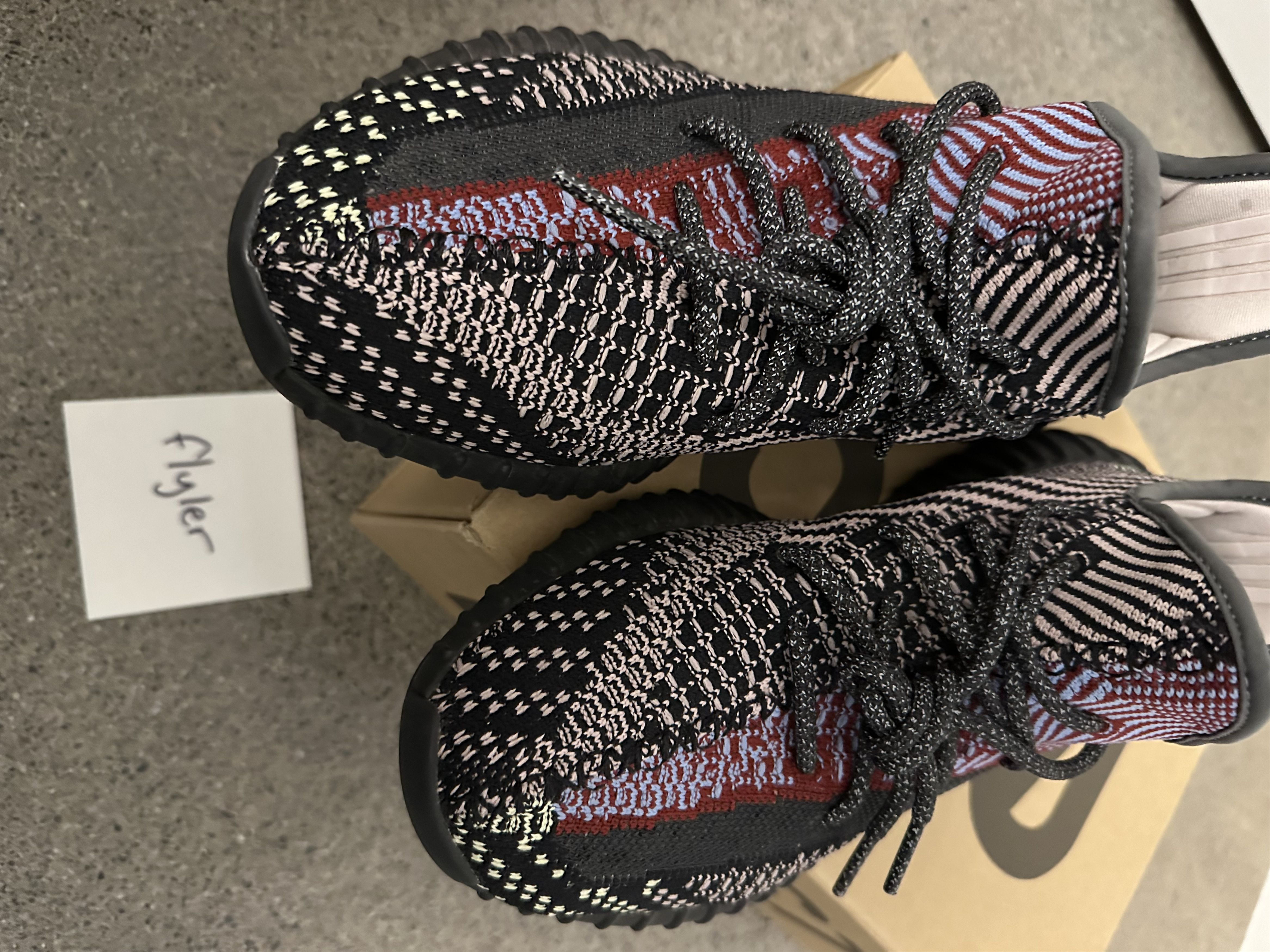Yeezy Yeezy 350 V2 Yecheil Size US 8.5 / EU 41-42 - 6 Thumbnail