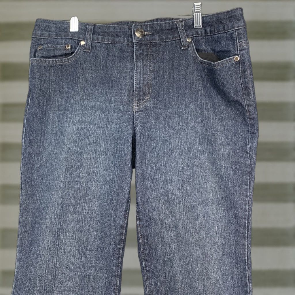 Area Covington Petite Womens Jeans 14P 36x26.5 Blue Straight Leg 5-Pocket Belt Loops Rear Flap Pockets Regular Fit Denim Size 36" / US 14 / IT 50 - 1 Thumbnail