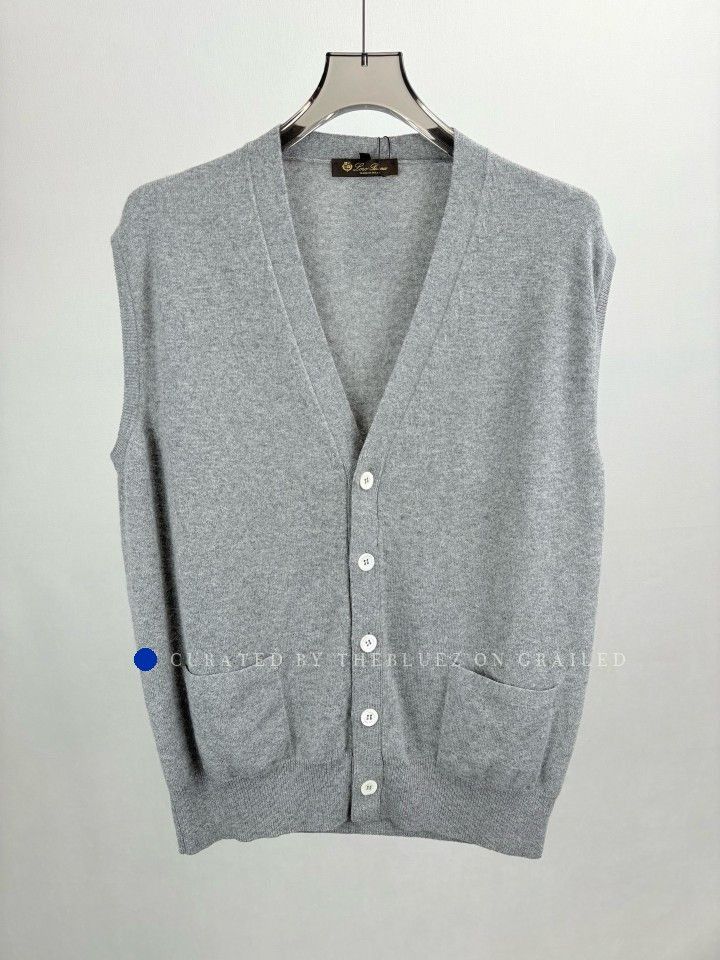 Loro Piana Gray V-Neck Button-Front Sleeveless Sweater Vest Size US L / EU 52-54 / 3 - 1 Thumbnail