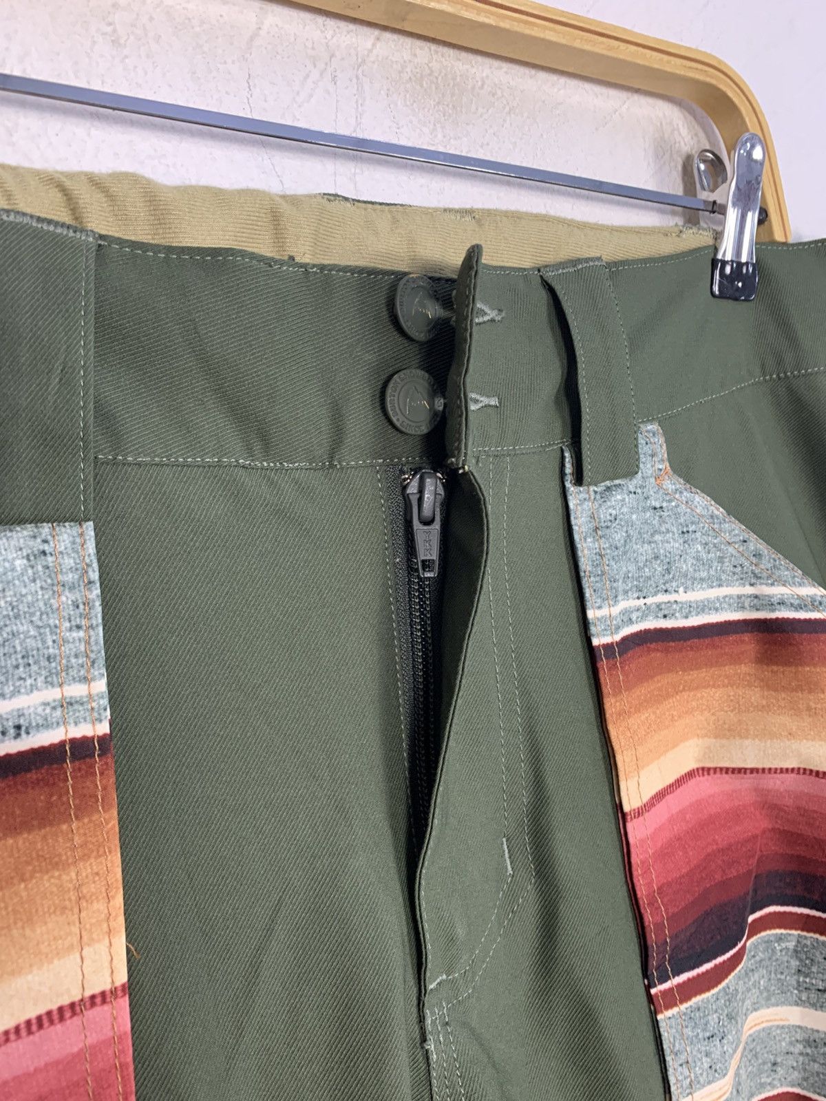Vintage Burton Snowboard OG Tactical Pant Snow Multicolour Pocket Size US 34 / EU 50 - 5 Thumbnail