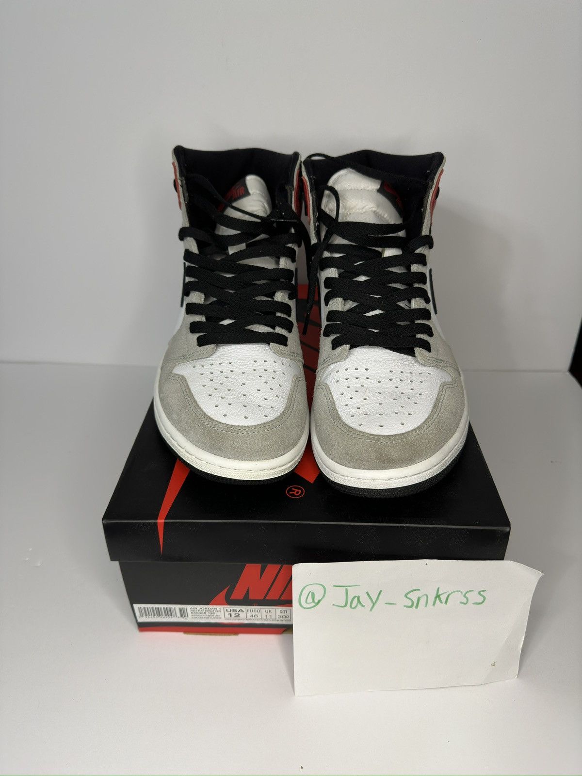 Jordan Brand × Nike Jordan Retro 1 OG “Smoke Gray” Size US 12 / EU 45 - 6 Thumbnail