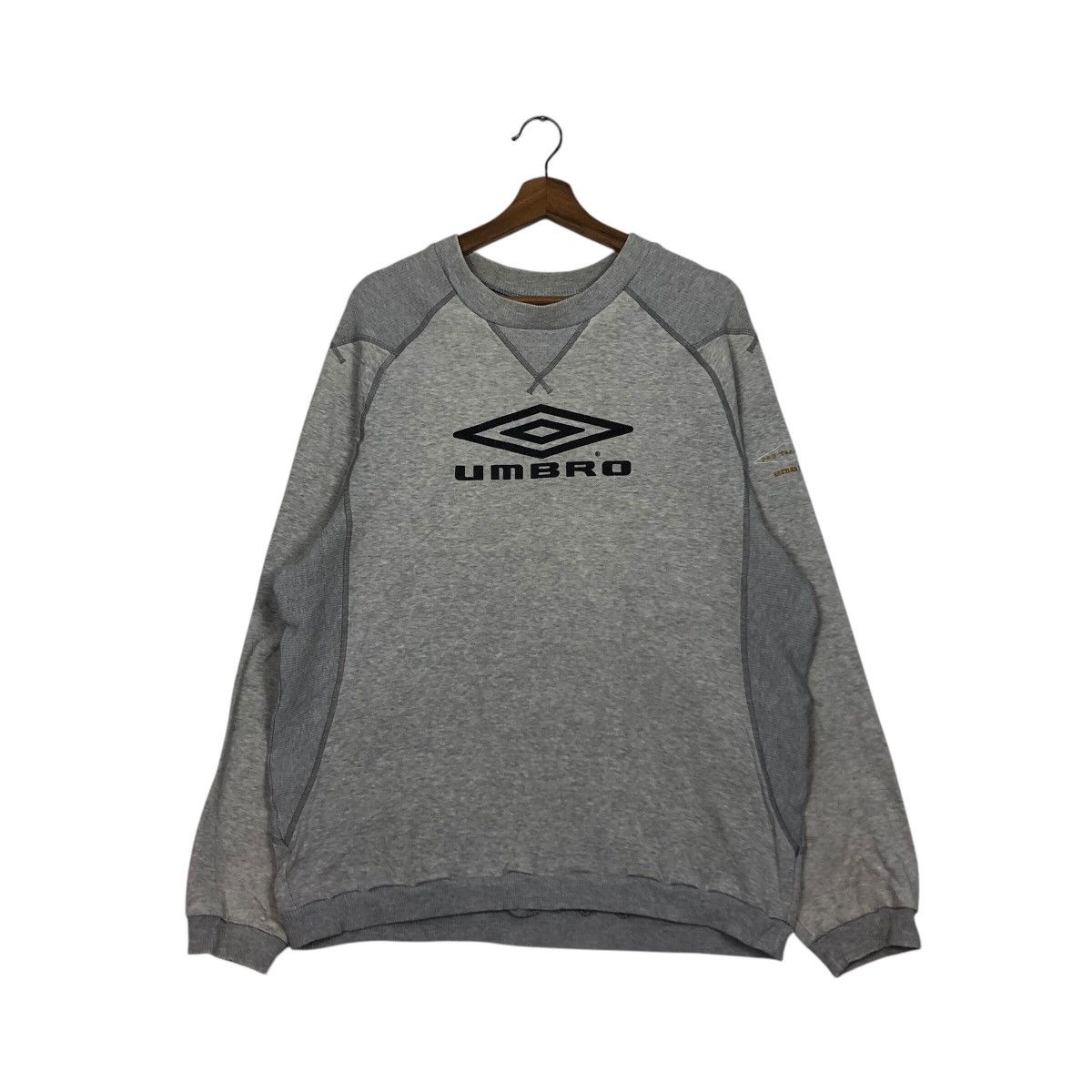 Japanese Brand × Vintage 📌Vintage Sweatshirt Umbro Big Logo Size US M / EU 48-50 / 2 - 2 Thumbnail