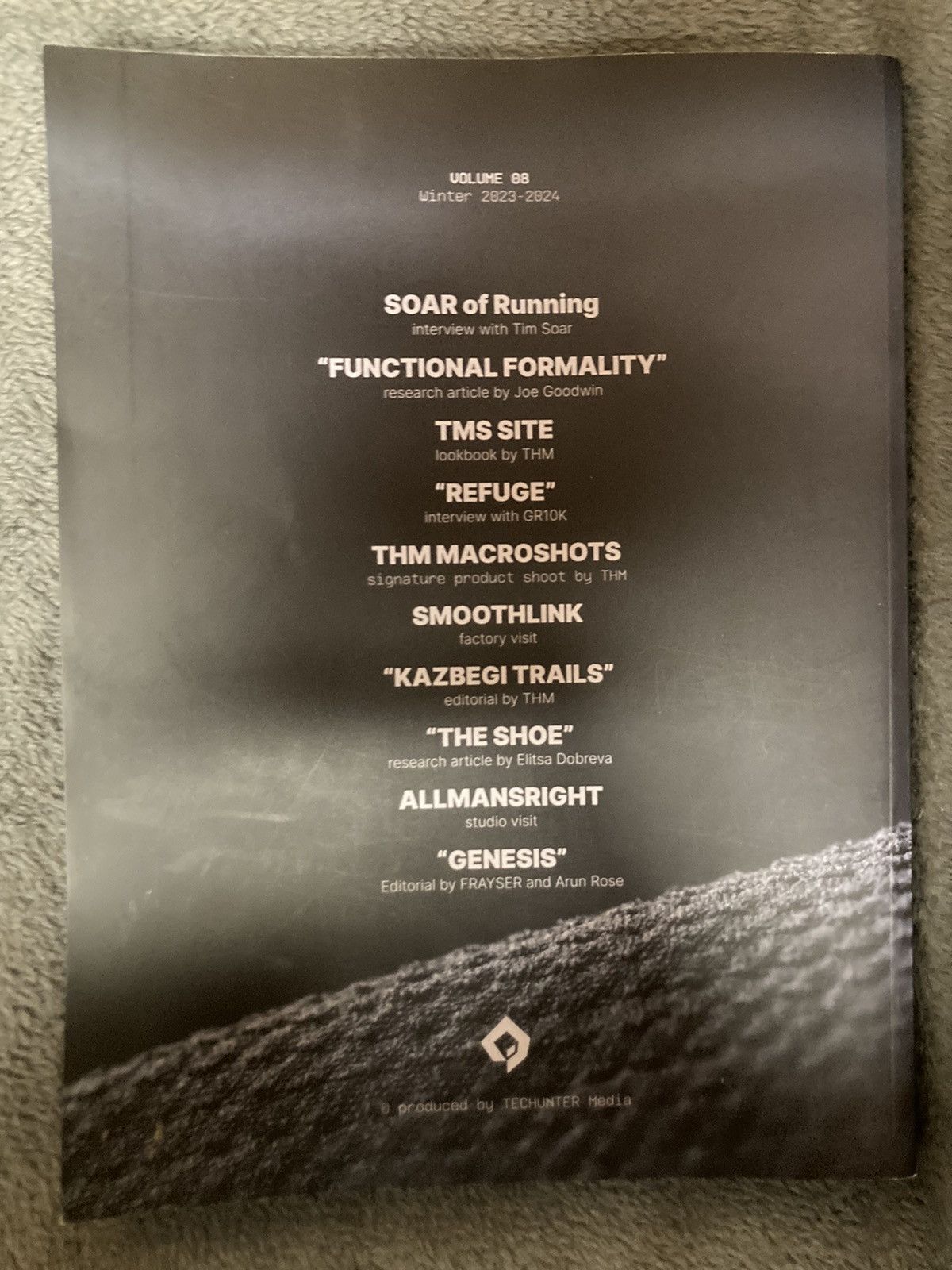 CCP (Crazy Character Print) Techunter magazine issue 08 Size ONE SIZE - 2 Thumbnail