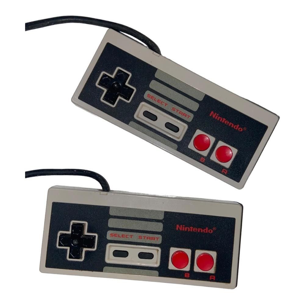 Nintendo Set of 2 1987 Vintage Original NES Controllers Size ONE SIZE - 1 Thumbnail