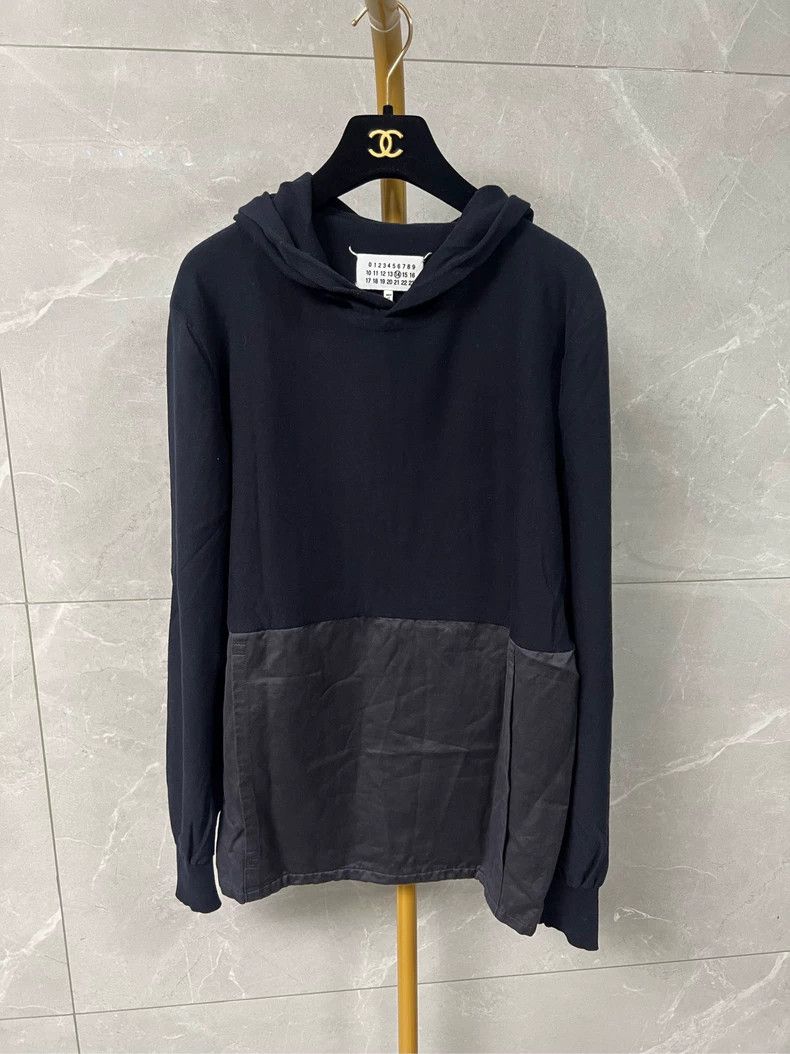 Maison Margiela Maison Margiela Stitched hooded sweatshirt 2501-Nextarrow Size US XL / EU 56 / 4 - 1 Thumbnail