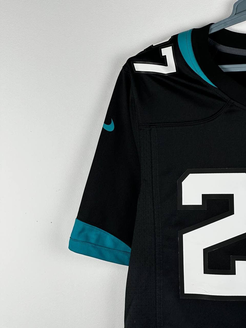 NFL × Nike Carolina Panthers NFL Jersey Nike Shirt Fournette #27 Size US S / EU 44-46 / 1 - 6 Thumbnail