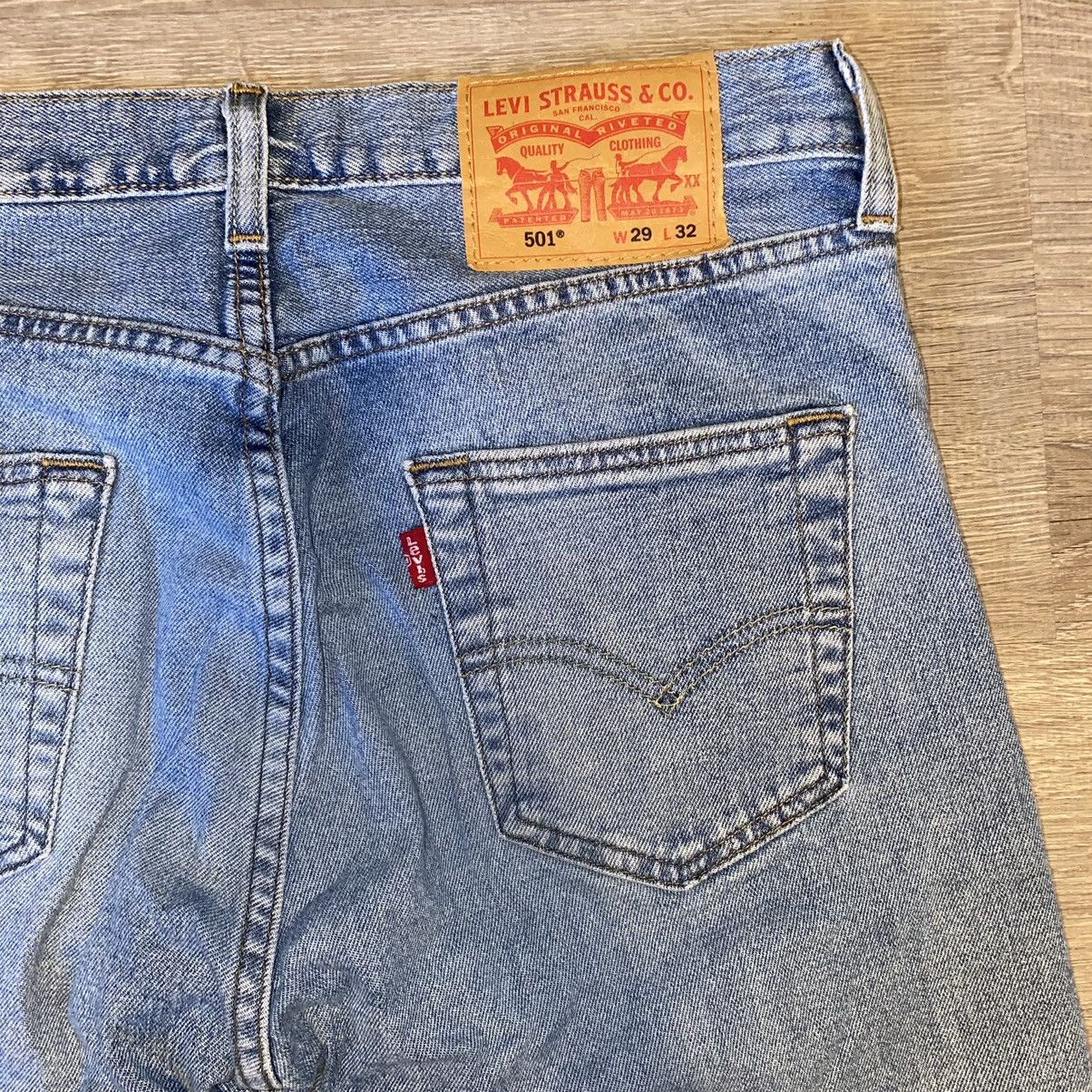 Levi's Levis 501 Ripped Knee Jeans Size US 29 - 3 Thumbnail