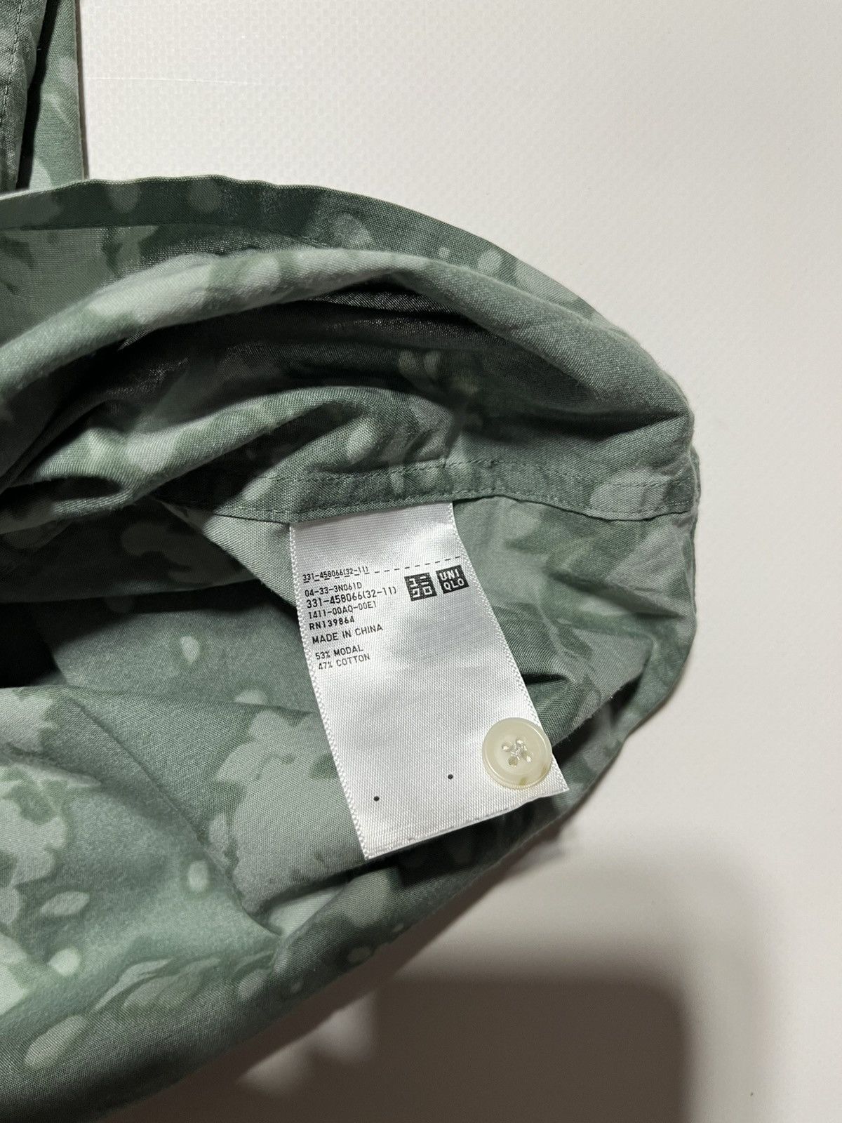 Uniqlo UNIQLO Flowered Hawaiian Shirt Relaxed Fit Size US L / EU 52-54 / 3 - 3 Thumbnail