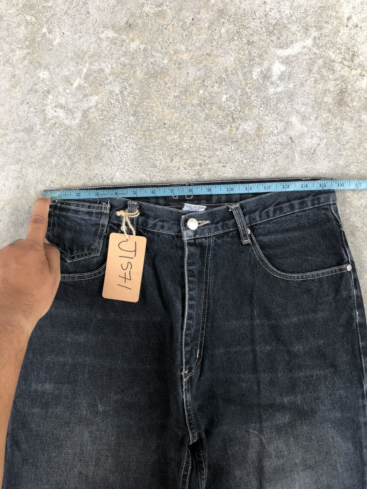 Sean John Sean John Embroidered Jeans Baggy Jeans Distressed Size US 31 - 20 Thumbnail