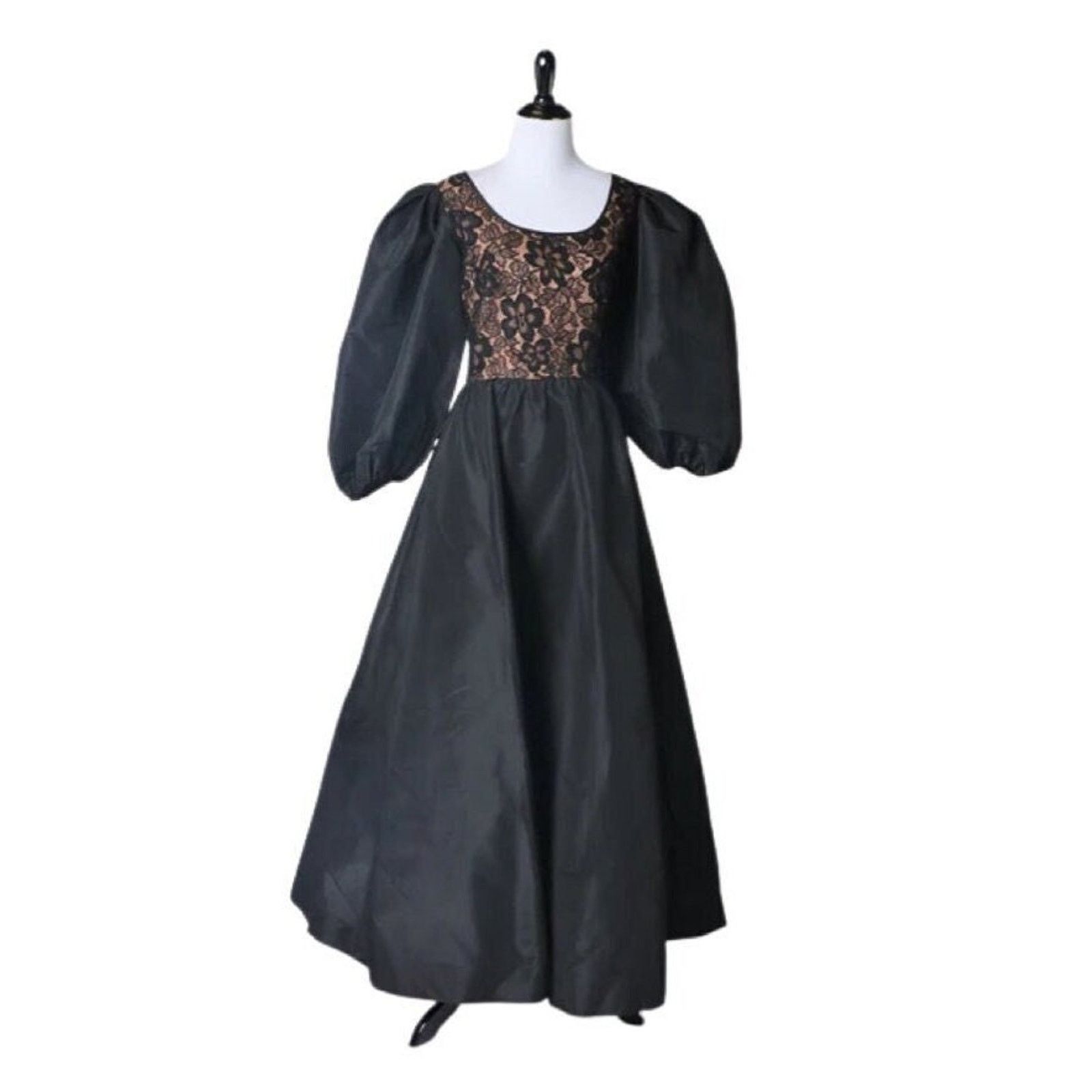 image of Vintage 1970S-80S Lace Gown Pockets Bishop Sleeves Small in Black, Women's