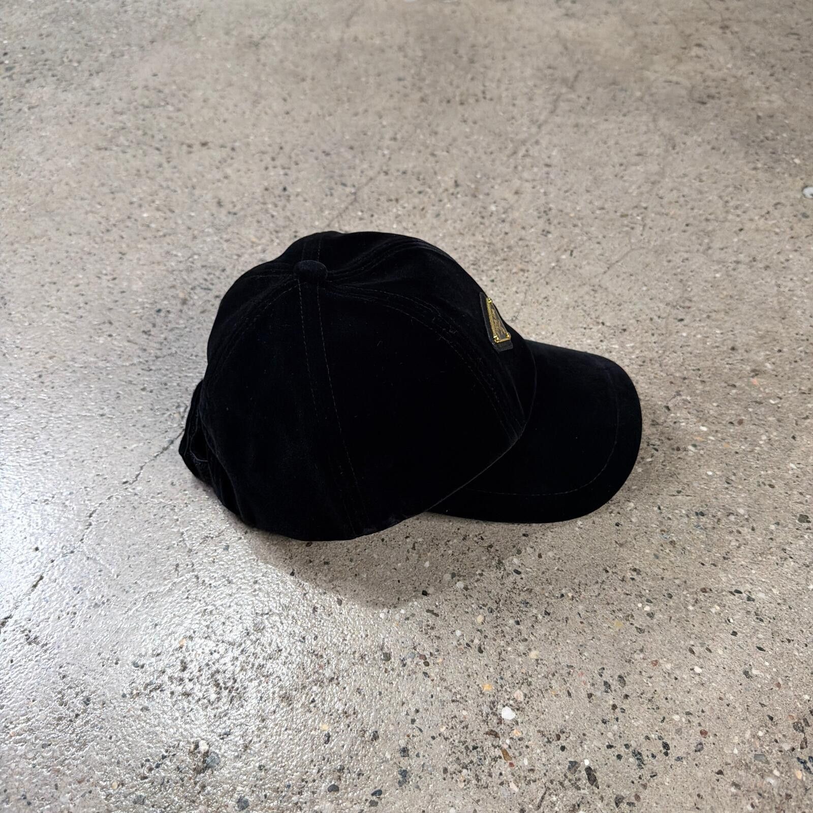 Prada Prada Velvet Baseball Cap Size ONE SIZE - 2 Thumbnail
