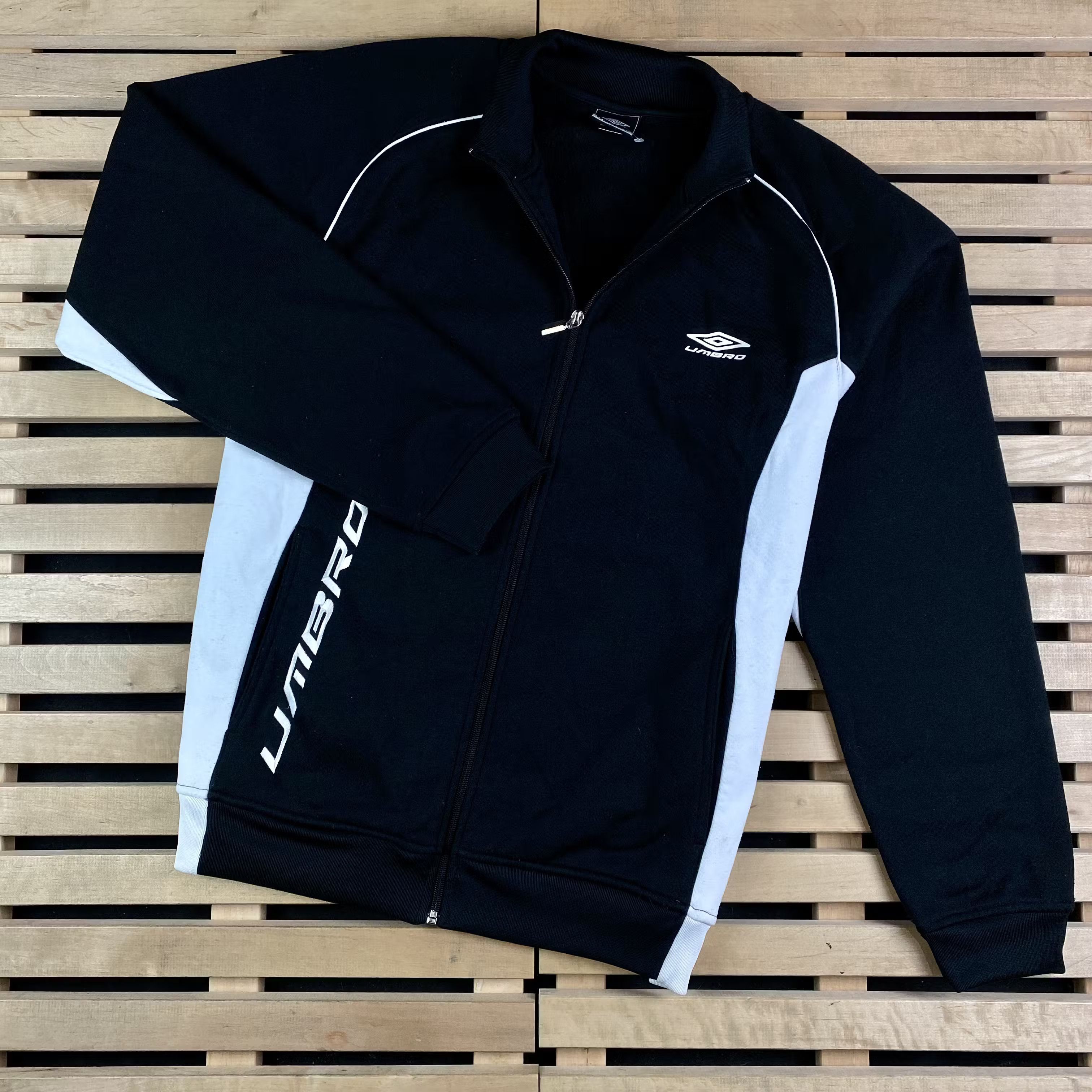 Umbro × Vintage Mens Umbro Vintage Track Jacket Size XL Size US XL / EU 56 / 4 - 1 Thumbnail