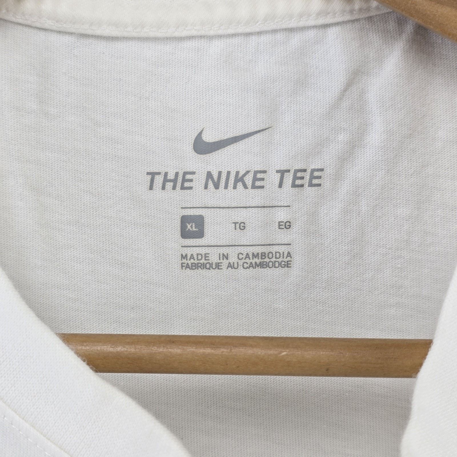 Nike Nike Seoul Run Club Shirt Mens XL White NRC Center Swoosh Size US XL / EU 56 / 4 - 6 Thumbnail
