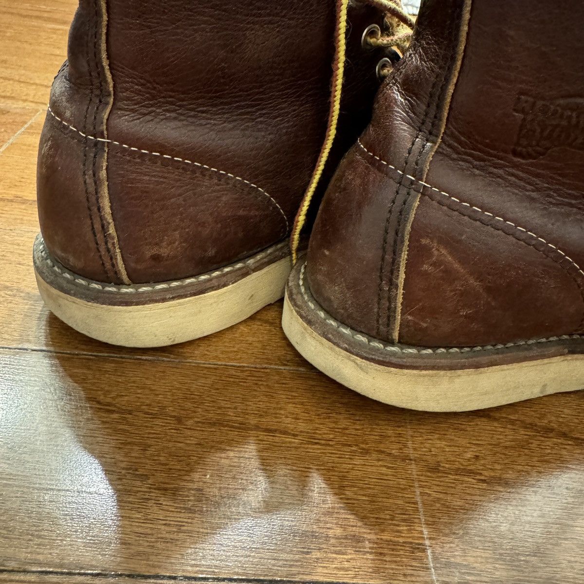 Red Wing RED WING - 8138 - Classic Moc 6-Inch Boot Size US 4.5 / IT 34.5 - 8 Thumbnail