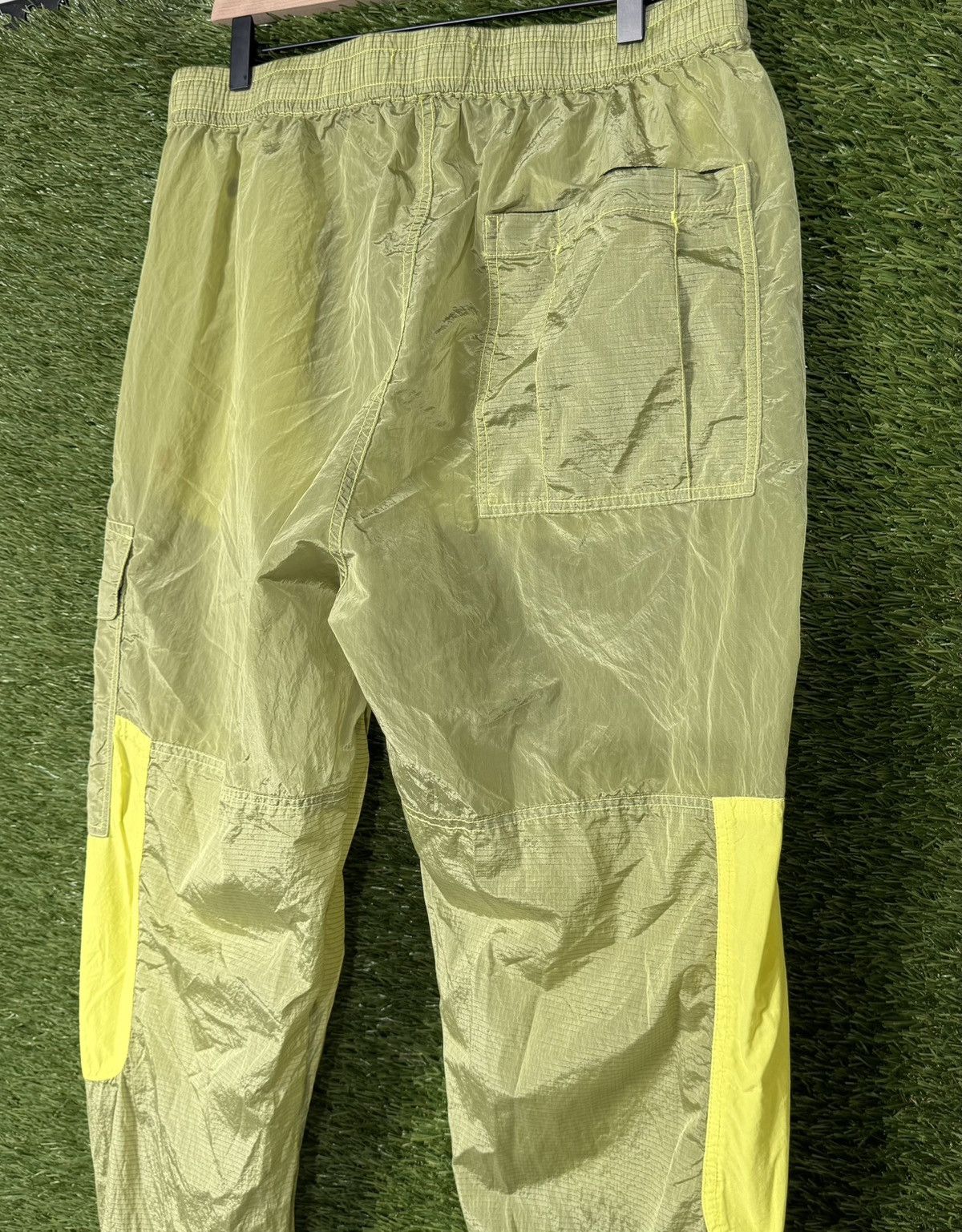 Stone Island Stone Island nylon cargo pants Size US 38 / EU 54 - 8 Thumbnail