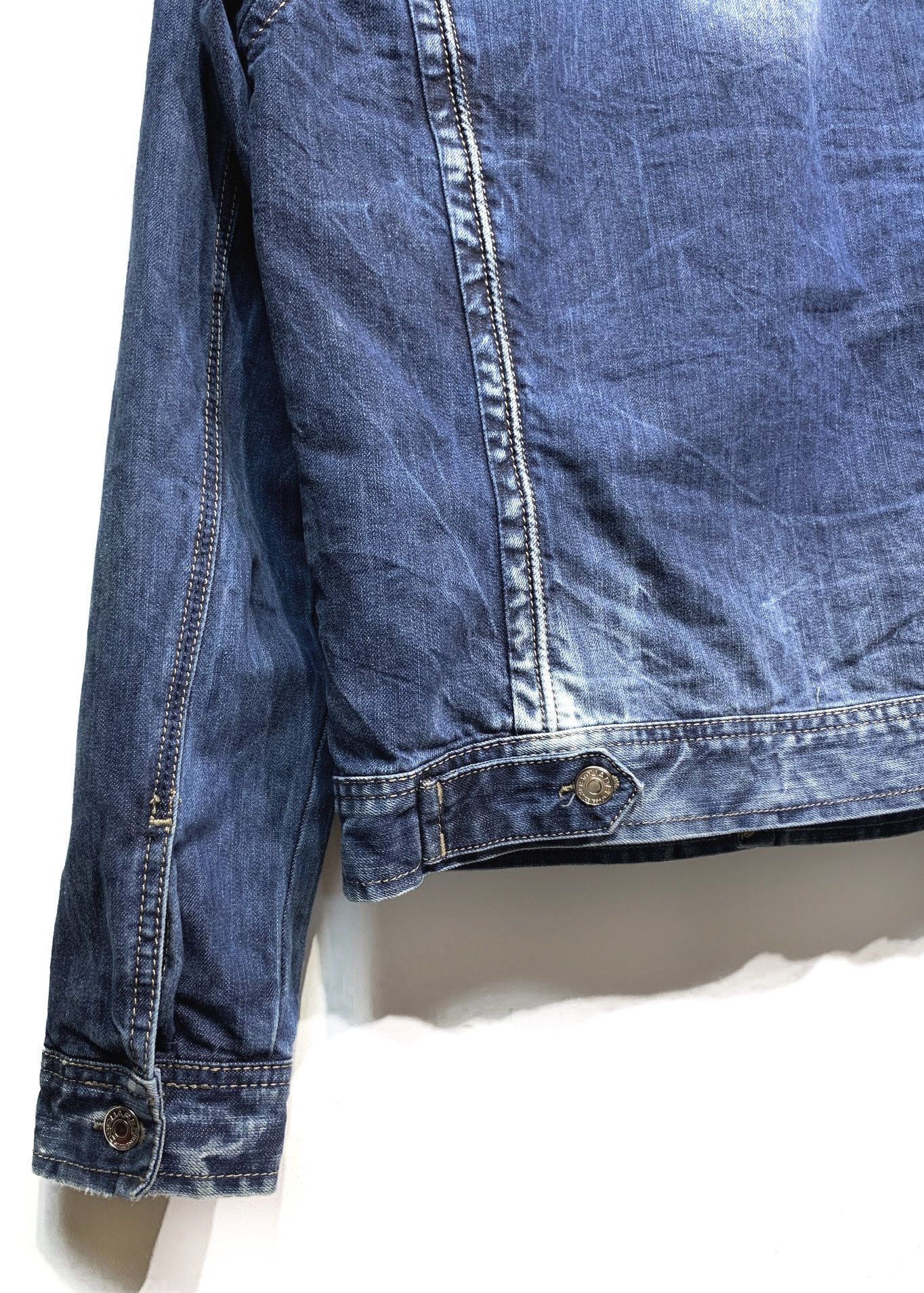 Dsquared2 Dsquared2 Washed Blue Embroidered Button Denim Jacket Size US M / EU 48-50 / 2 - 8 Thumbnail