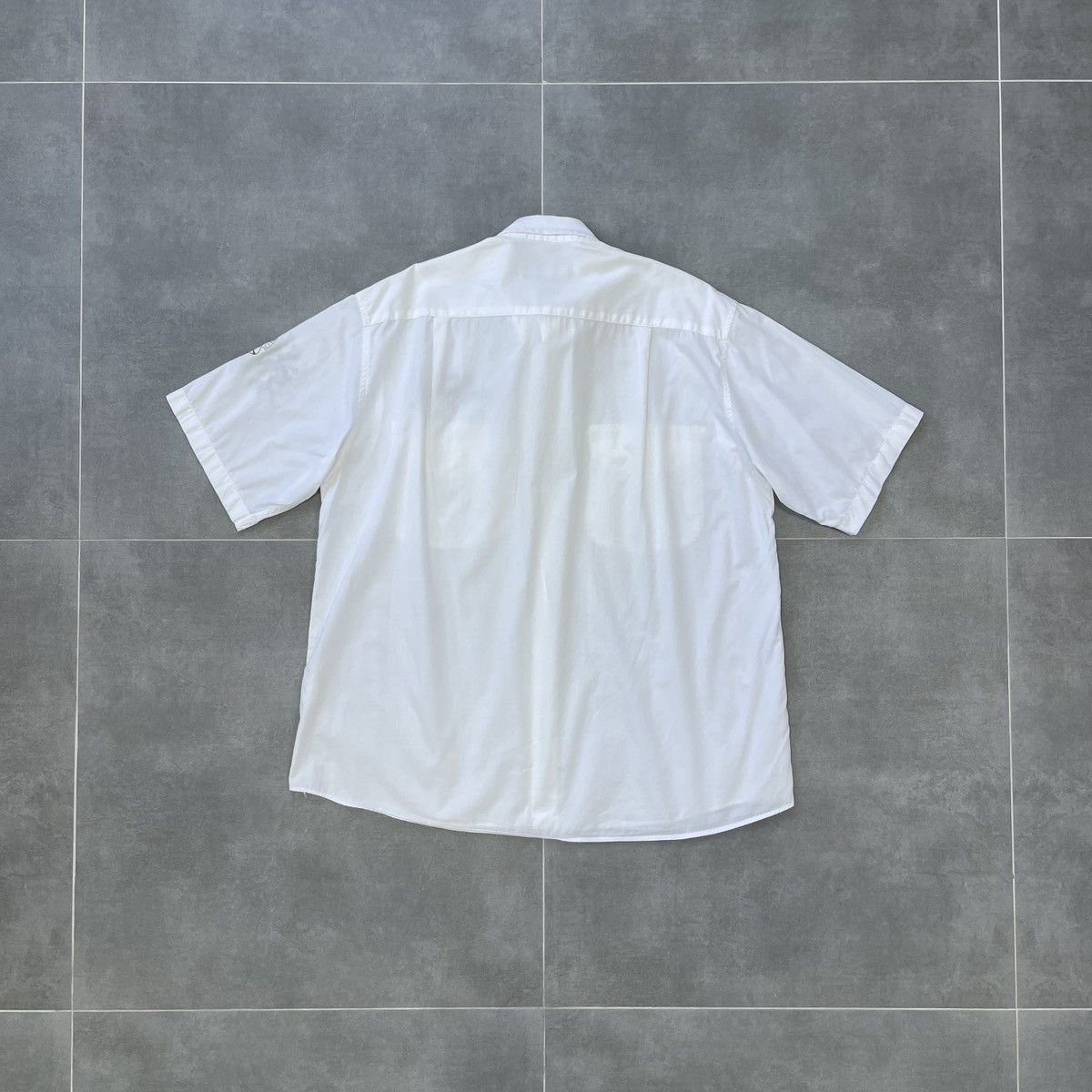 Iceberg × Vintage Vintage Iceberg Dysney Buton Shirt Size L Size US L / EU 52-54 / 3 - 18 Thumbnail