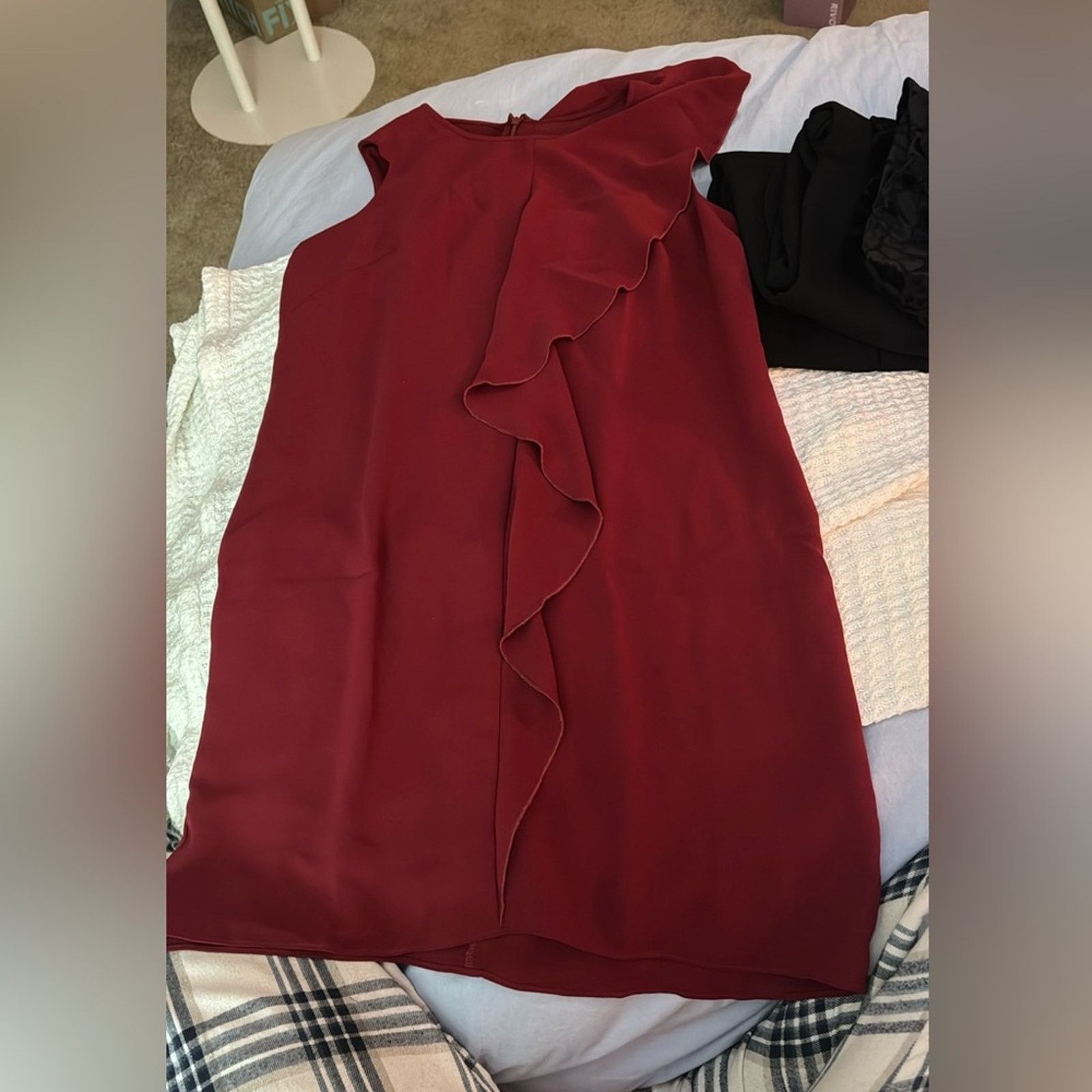 Adrianna Papell Adrianna Papell Burgundy Ruffle Dress Size M / US 6-8 / IT 42-44 - 1 Preview