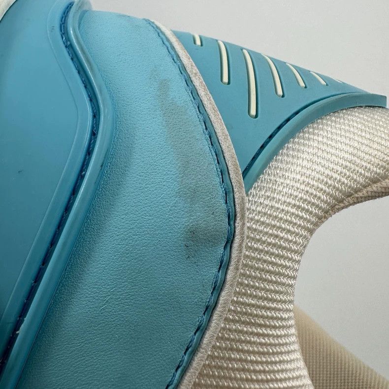 Louis Vuitton Louis Vuitton Trainer white and blue embossed board shoes Size US 7 / EU 40 - 7 Thumbnail