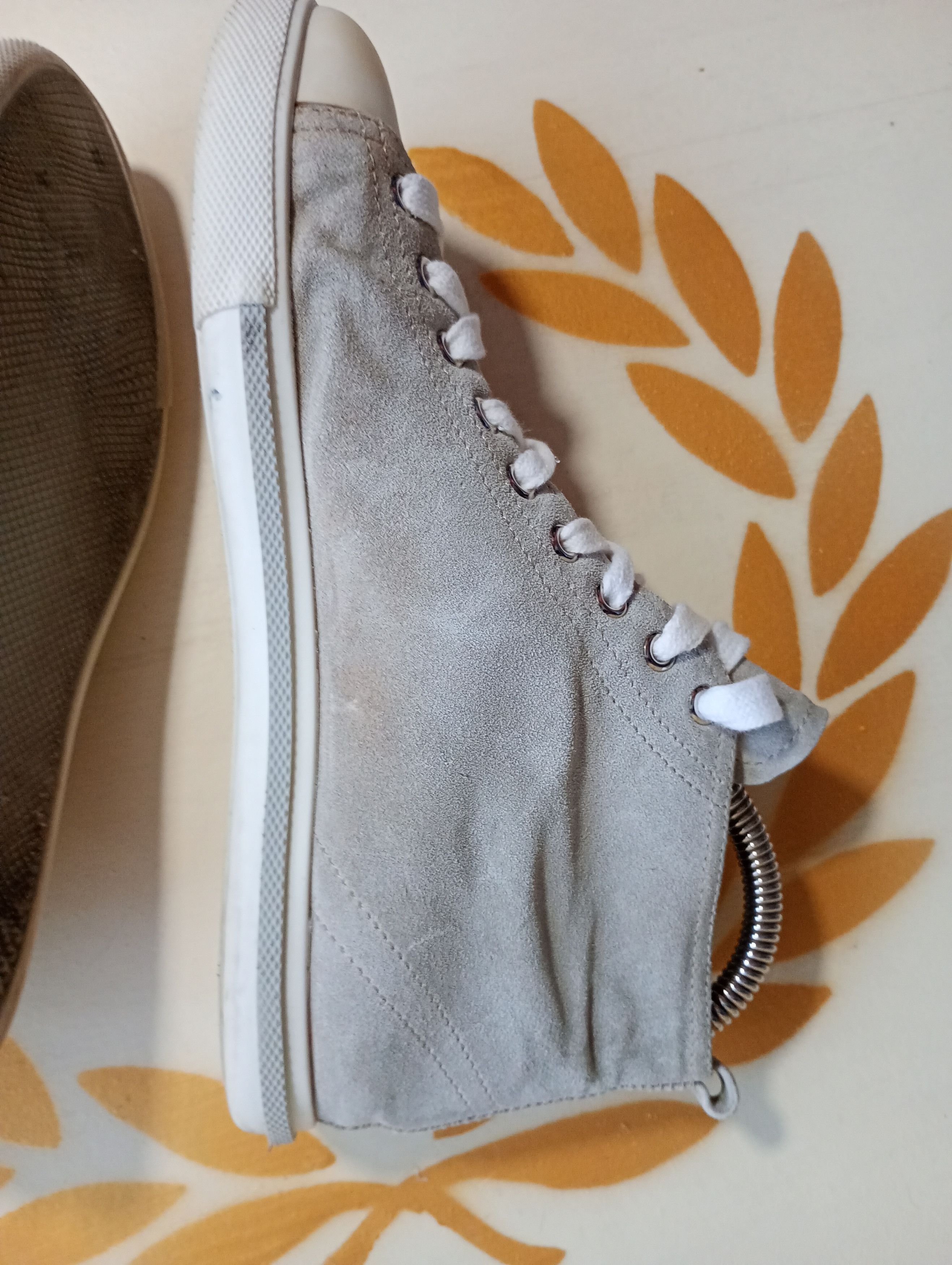 Prada Prada Suede Trainers size 37 Size US 7 / IT 37 - 12 Thumbnail