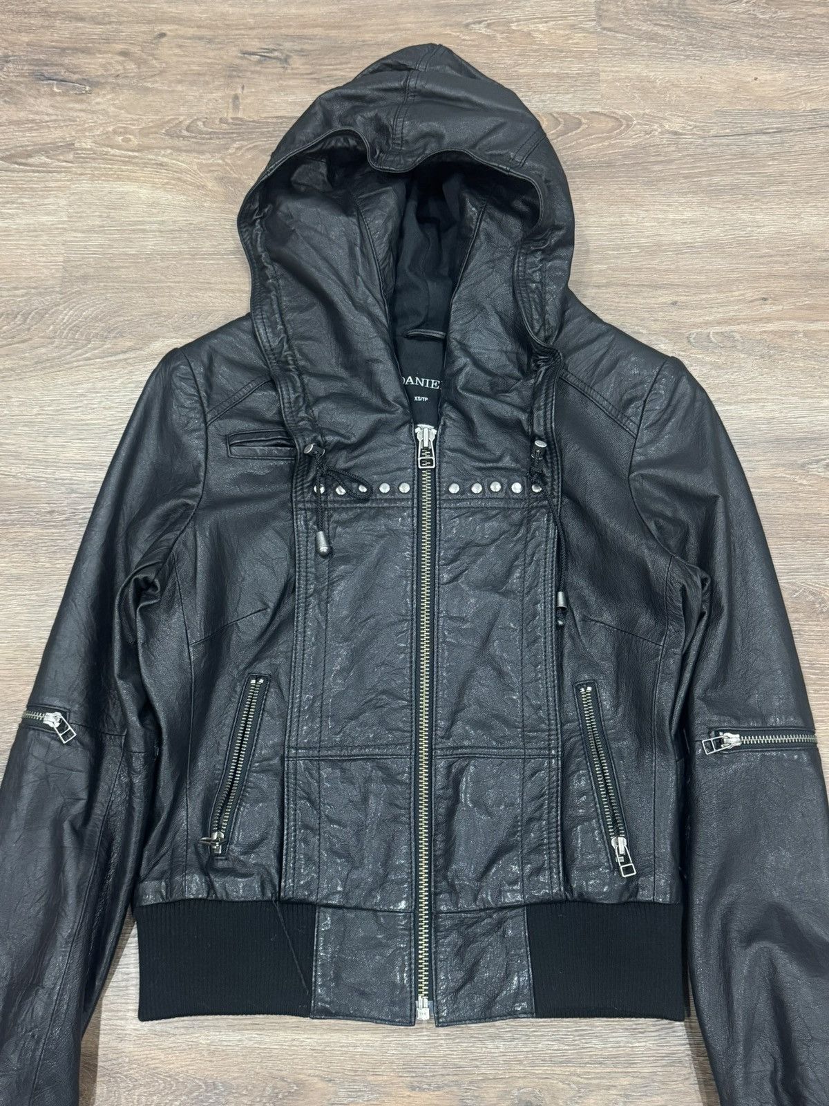 Danier Rare Danier Archive Studded Leather Biker Jacket with Hood Size XS / US 0-2 / IT 36-38 - 3 Thumbnail