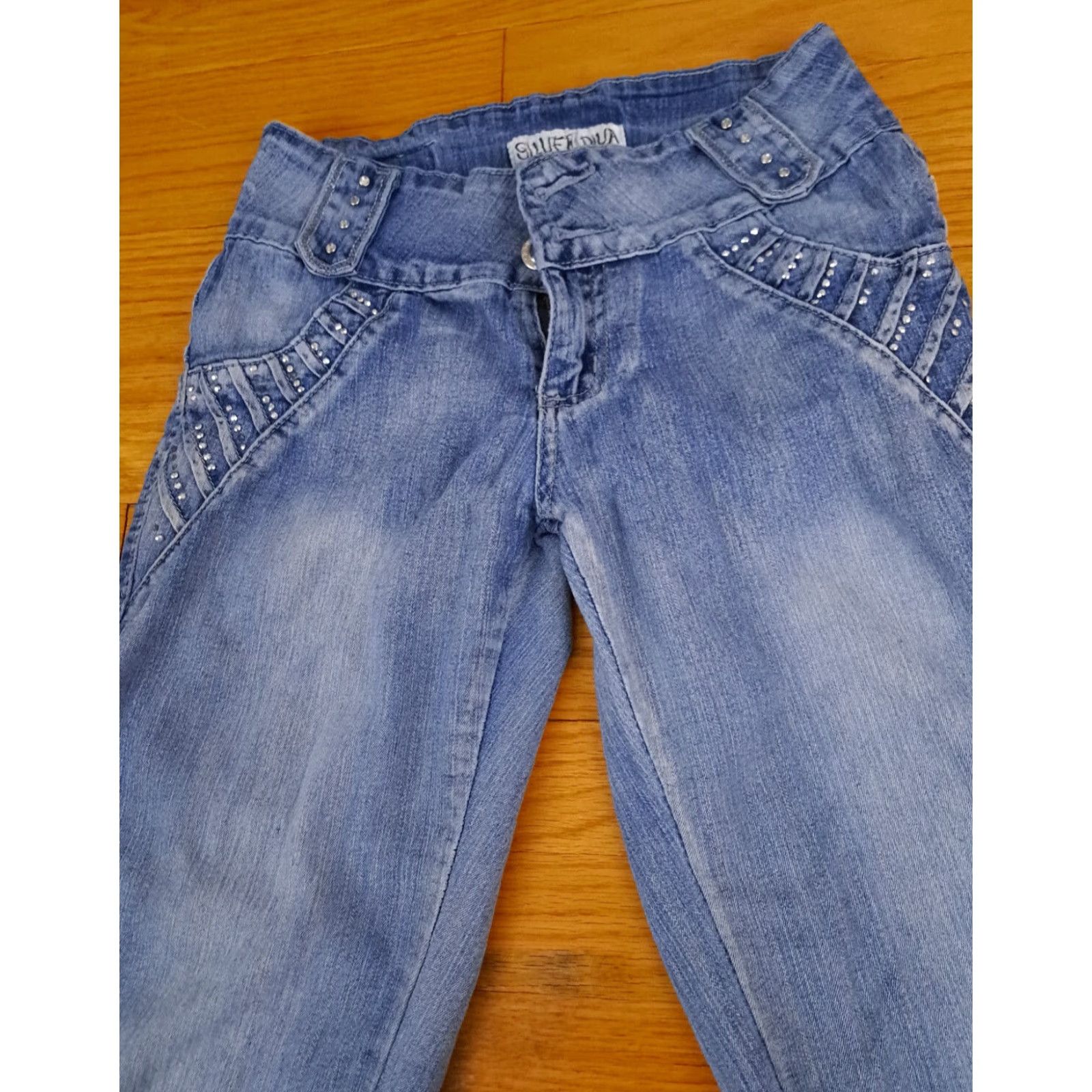 Vintage Silver Diva Jeans Women Size 9 Embroidered Blue Medium Straight Distressed? (Oops: avoid adding). Size 30" / US 8 / IT 44 - 2 Thumbnail