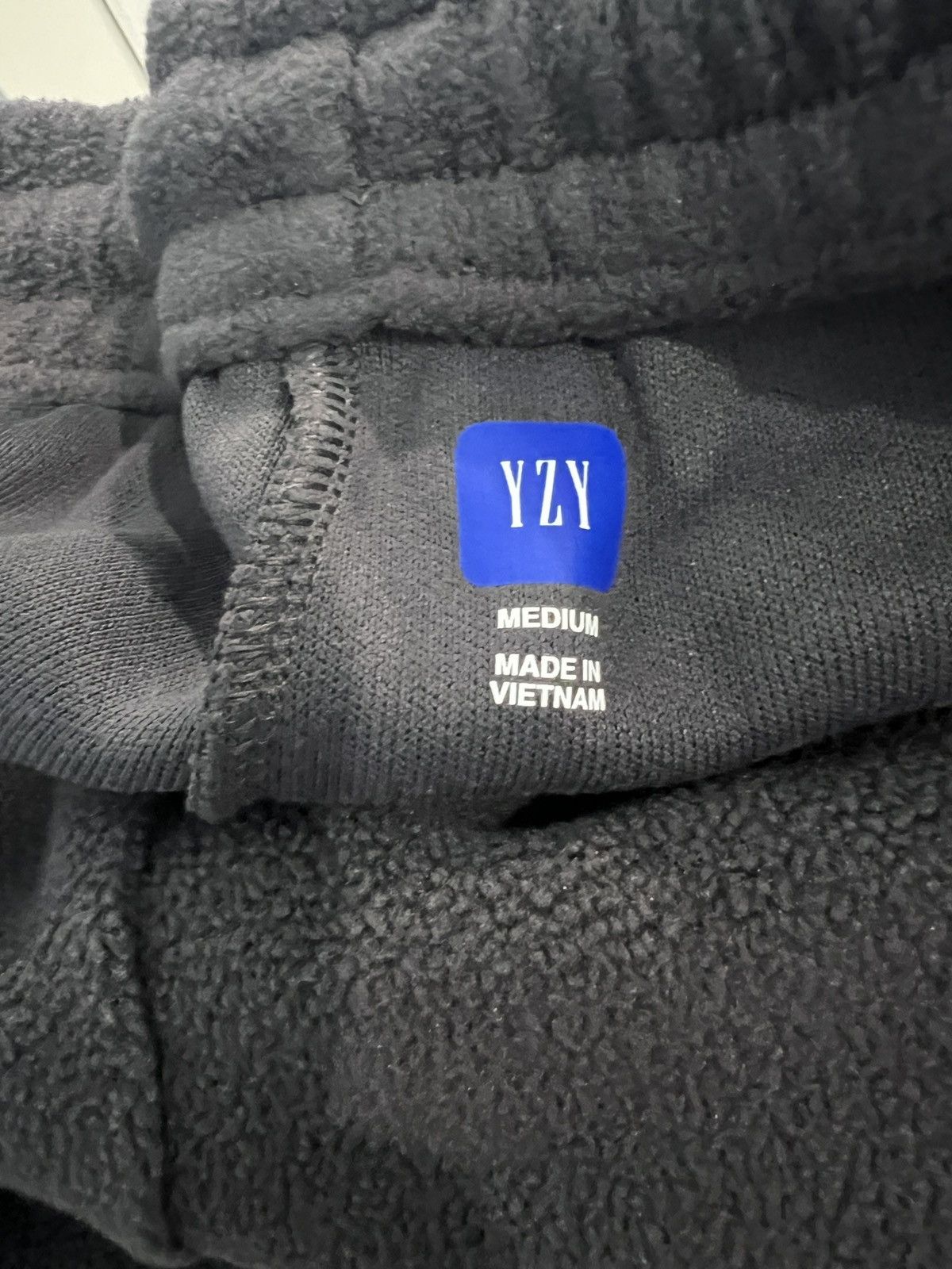 Balenciaga × Gap × Yeezy Yeezy Gap Balenciaga Polar Fleece Joggers Dark Gray Size US 32 / EU 48 - 3 Thumbnail