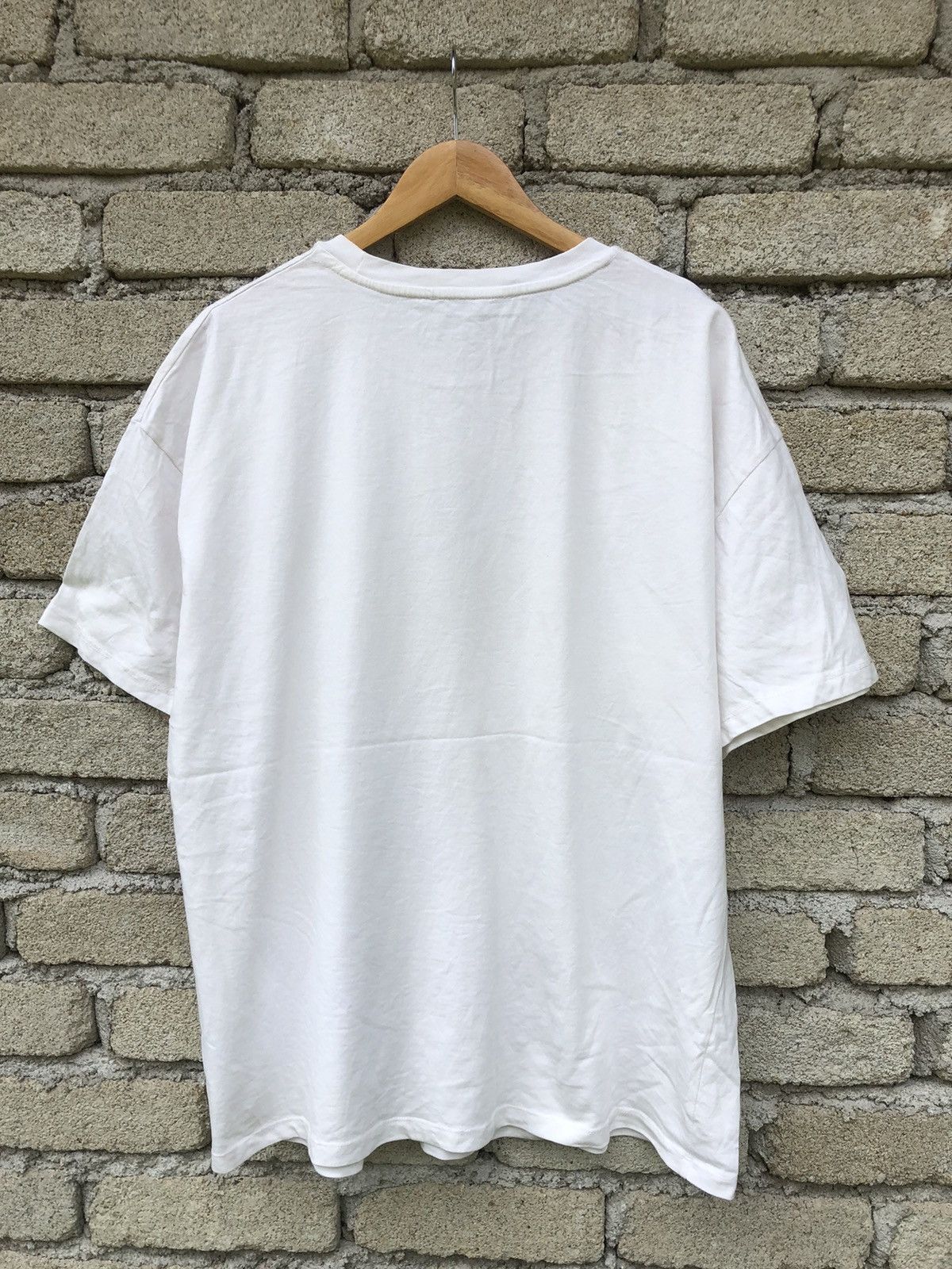 Vintage Vintage Primark X Vincent Van Gogh Roses 1980 Art Tshirt Size US XL / EU 56 / 4 - 10 Thumbnail