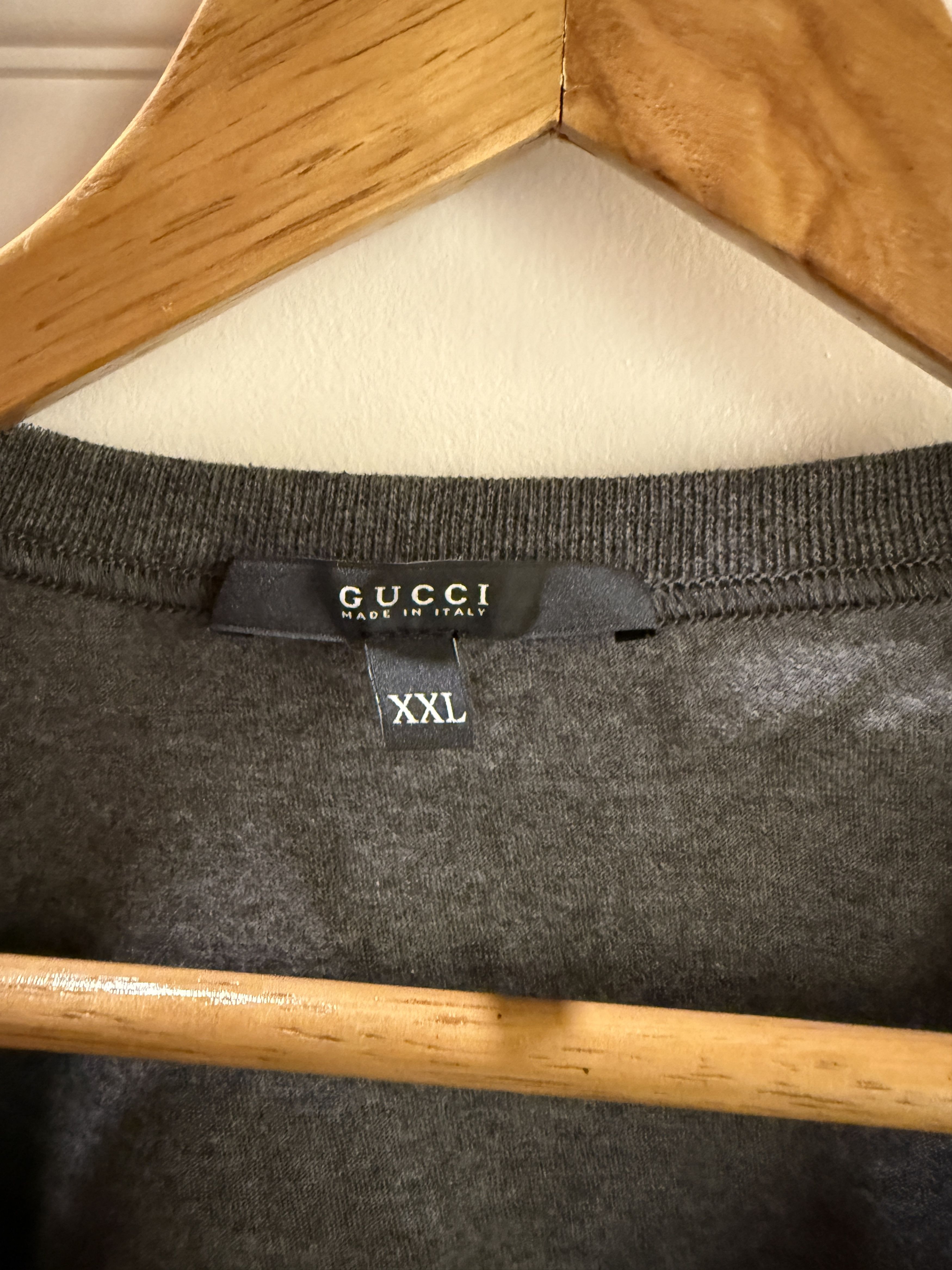 Gucci Gucci V-Neck T-Shirt In Gray Size XXL Size US XXL / EU 58 / 5 - 2 Thumbnail
