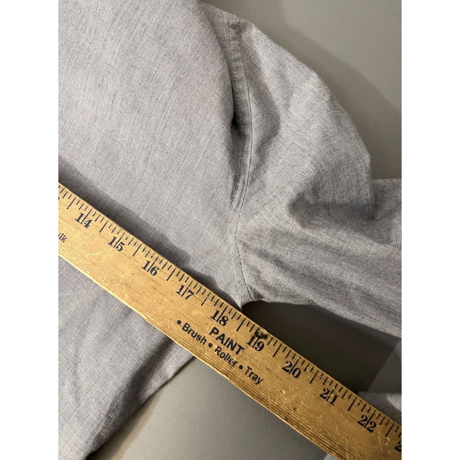 H&M H&M Button-Up Shirt Size Small Gray Slim Fit Long Sleeve Dress Shirt Men Button-Down Collared Classic Regular Pattern: Solid Size 36R - 5 Thumbnail