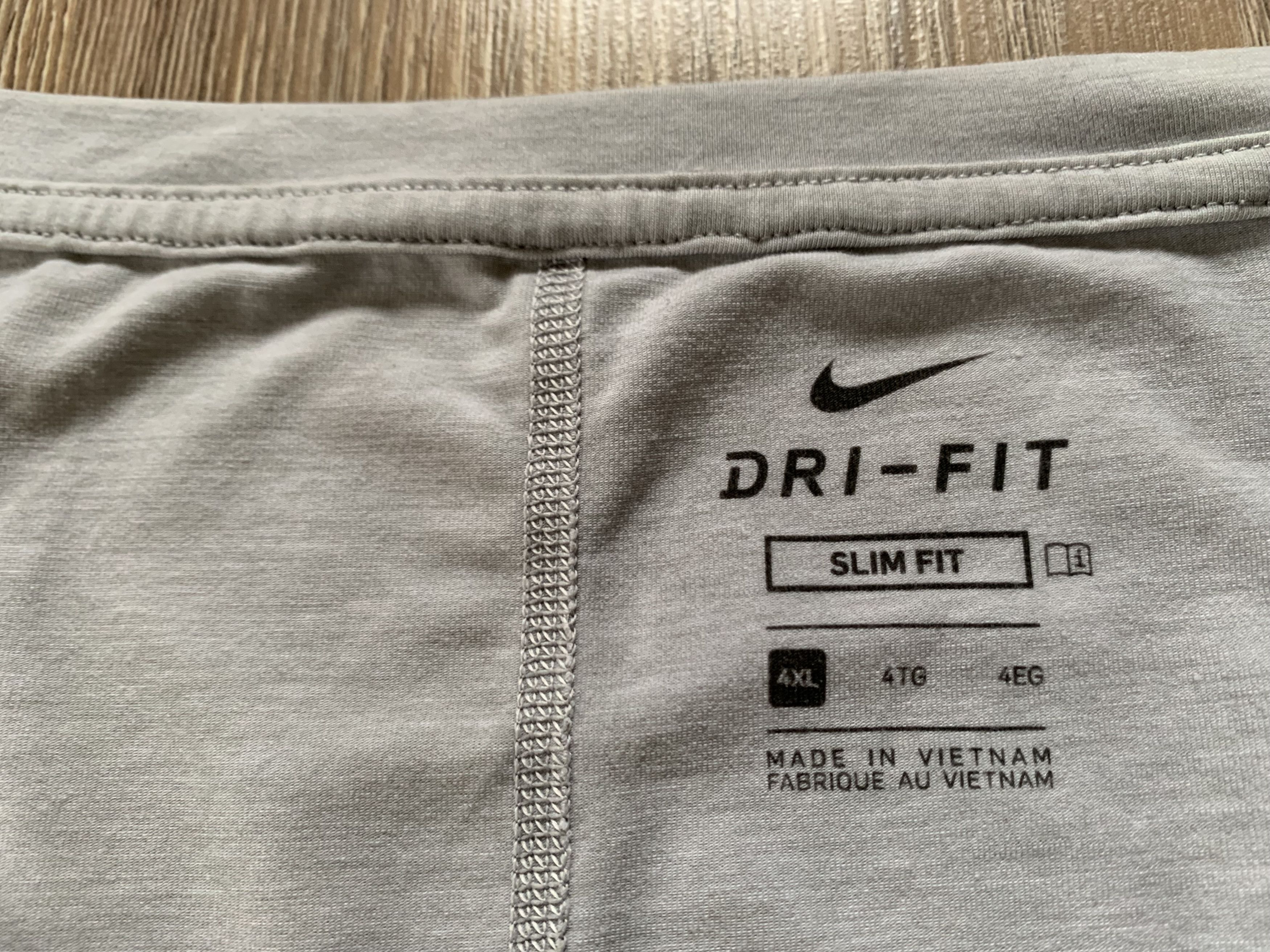 Nike Nike Light Grey Sport T Shirt Size US XXL / EU 58 / 5 - 6 Thumbnail