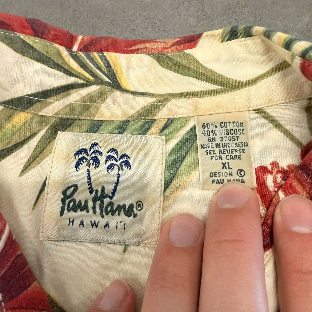 Vintage Vintage Pau Hana Hawaiian Button Up Shirt Size US XL / EU 56 / 4 - 4 Thumbnail