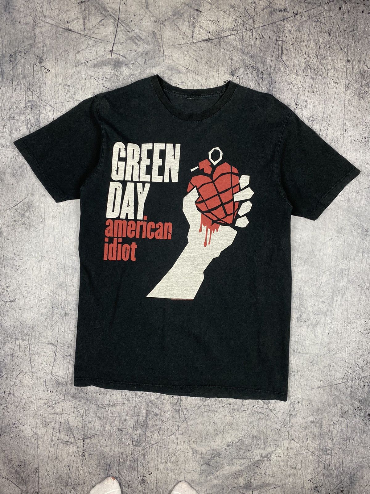 Vintage Vintage Y2K Green Day American Idiot Punk Rock Band 2010 Tee Size US L / EU 52-54 / 3 - 2 Thumbnail