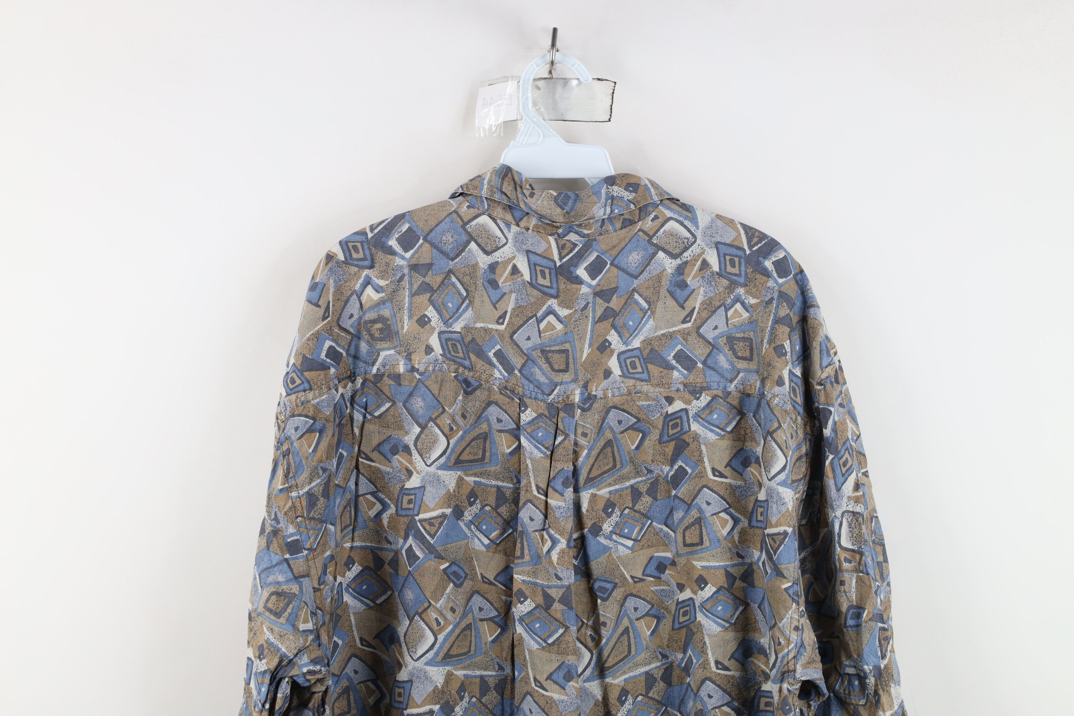 Vintage Vintage 90s Streetwear Silk Geometric Baggy Button Shirt Size US L / EU 52-54 / 3 - 10 Thumbnail