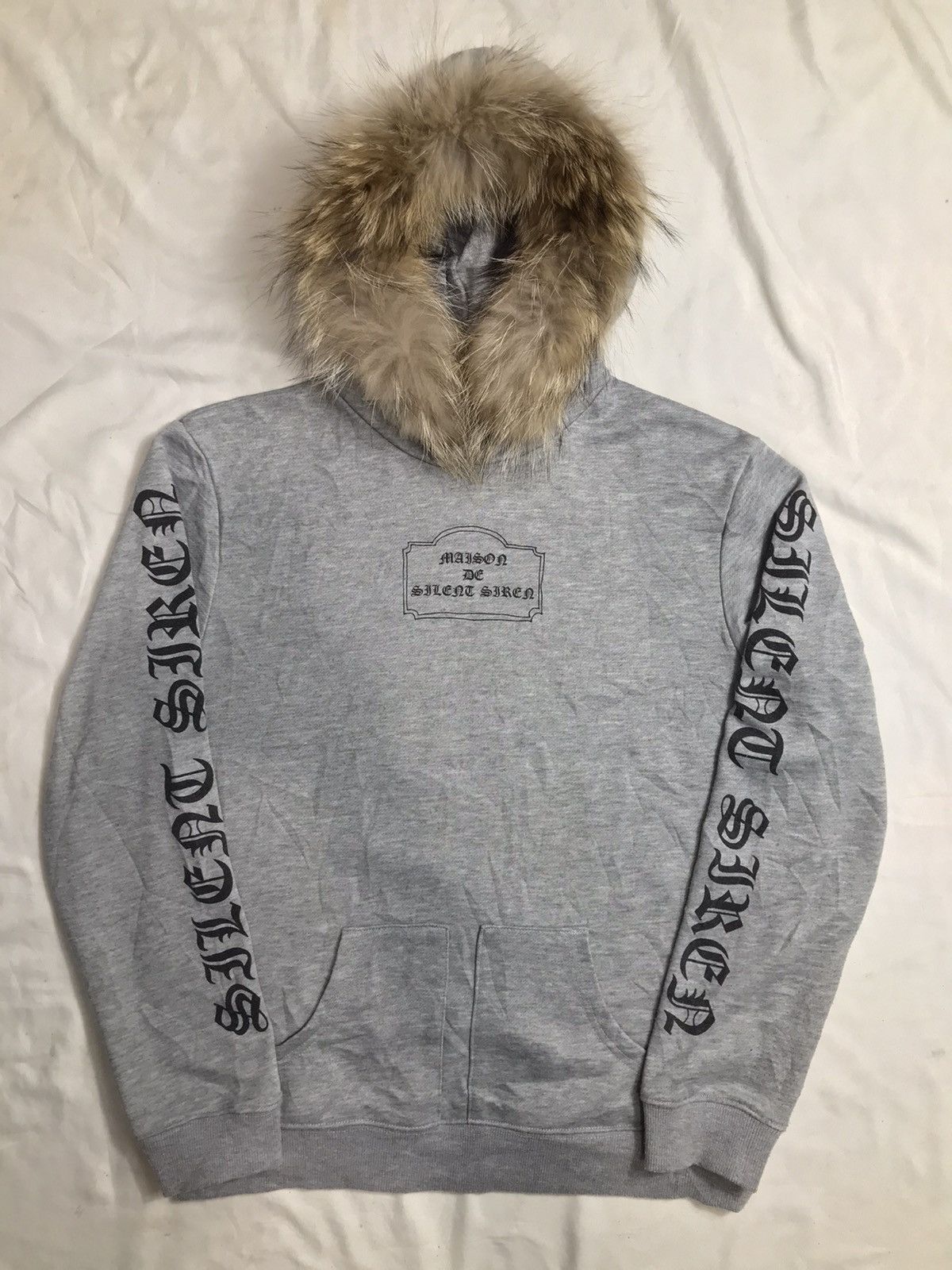 Beauty Beast Gothic maison Fur hoodie Ifsix lgb style Size US L / EU 52-54 / 3 - 2 Thumbnail