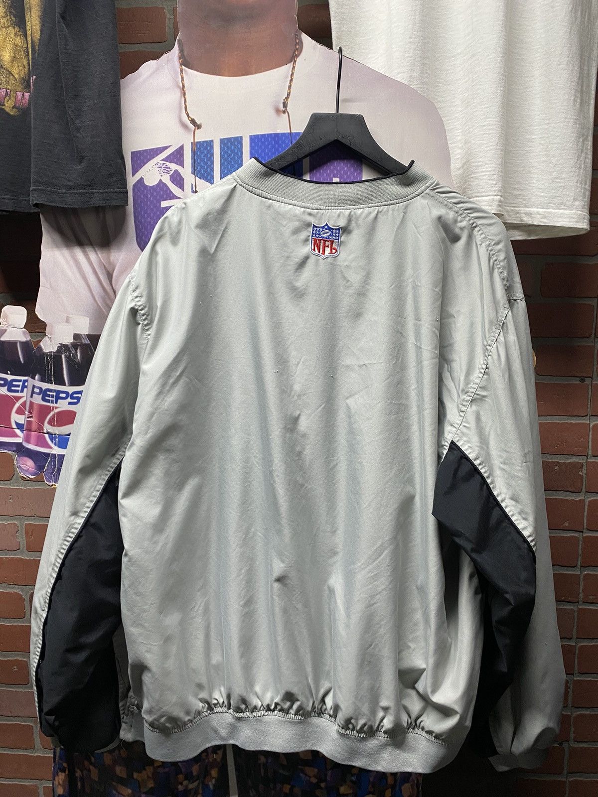 Vintage Vintage Raiders Crewneck Pullover Jacket Reebok Large Size US L / EU 52-54 / 3 - 2 Thumbnail