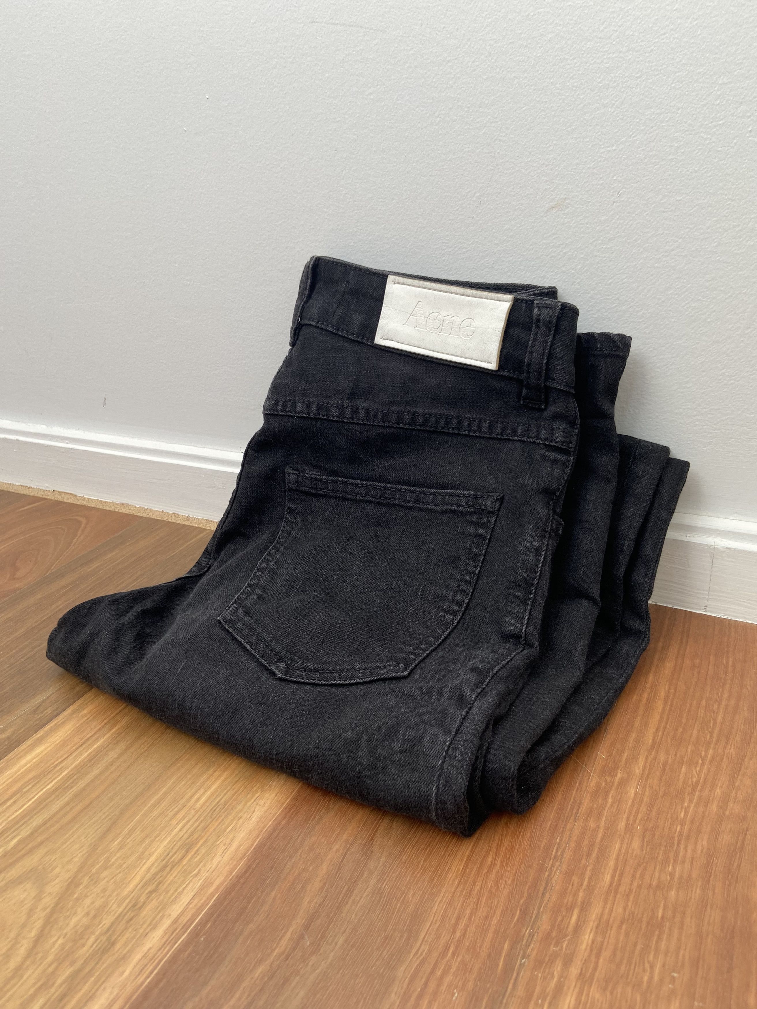 Acne Studios High Waisted Jeans Slim Size 28" / US 6 / IT 42 - 1 Thumbnail