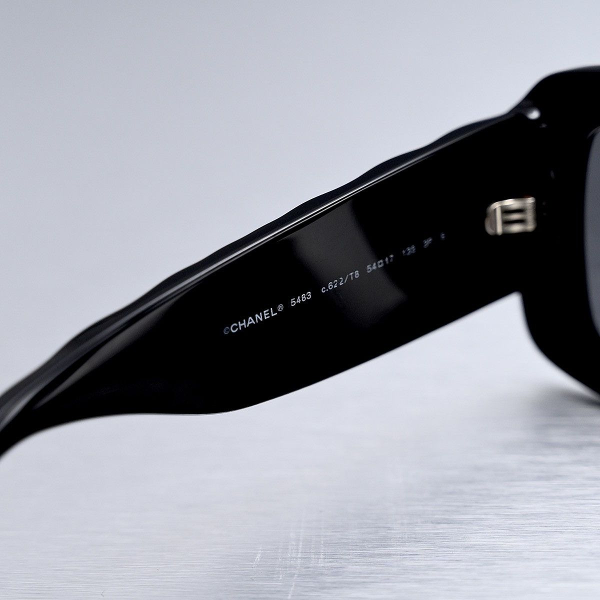 Chanel CHANEL 0CH5483 C622T8 SUNGLASSES Size ONE SIZE - 6 Thumbnail