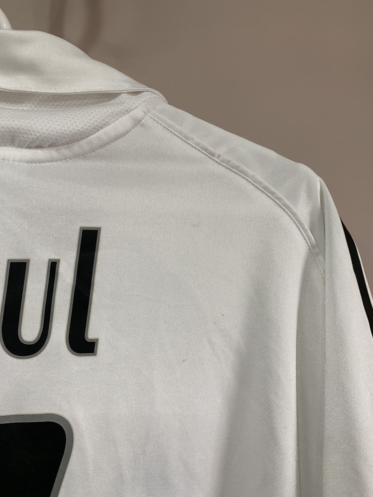 Adidas Real Madrid 2005 Football Shirt Adidas Vintage Soccer RAUL Size US XL / EU 56 / 4 - 7 Thumbnail